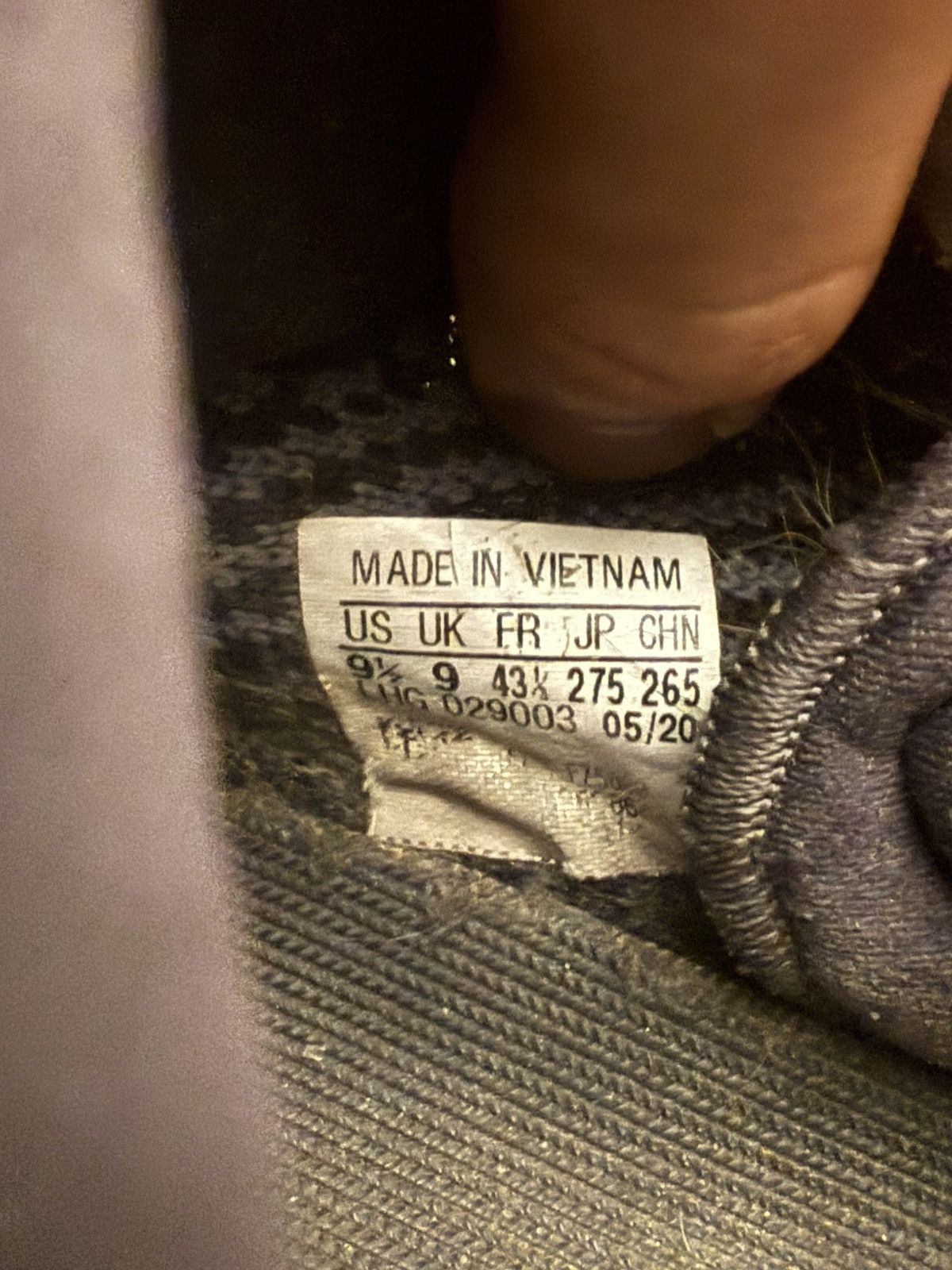 Yeezy Yeezy Carbon boost V2 350 Size US 9.5 / EU 42-43 - 8 Thumbnail