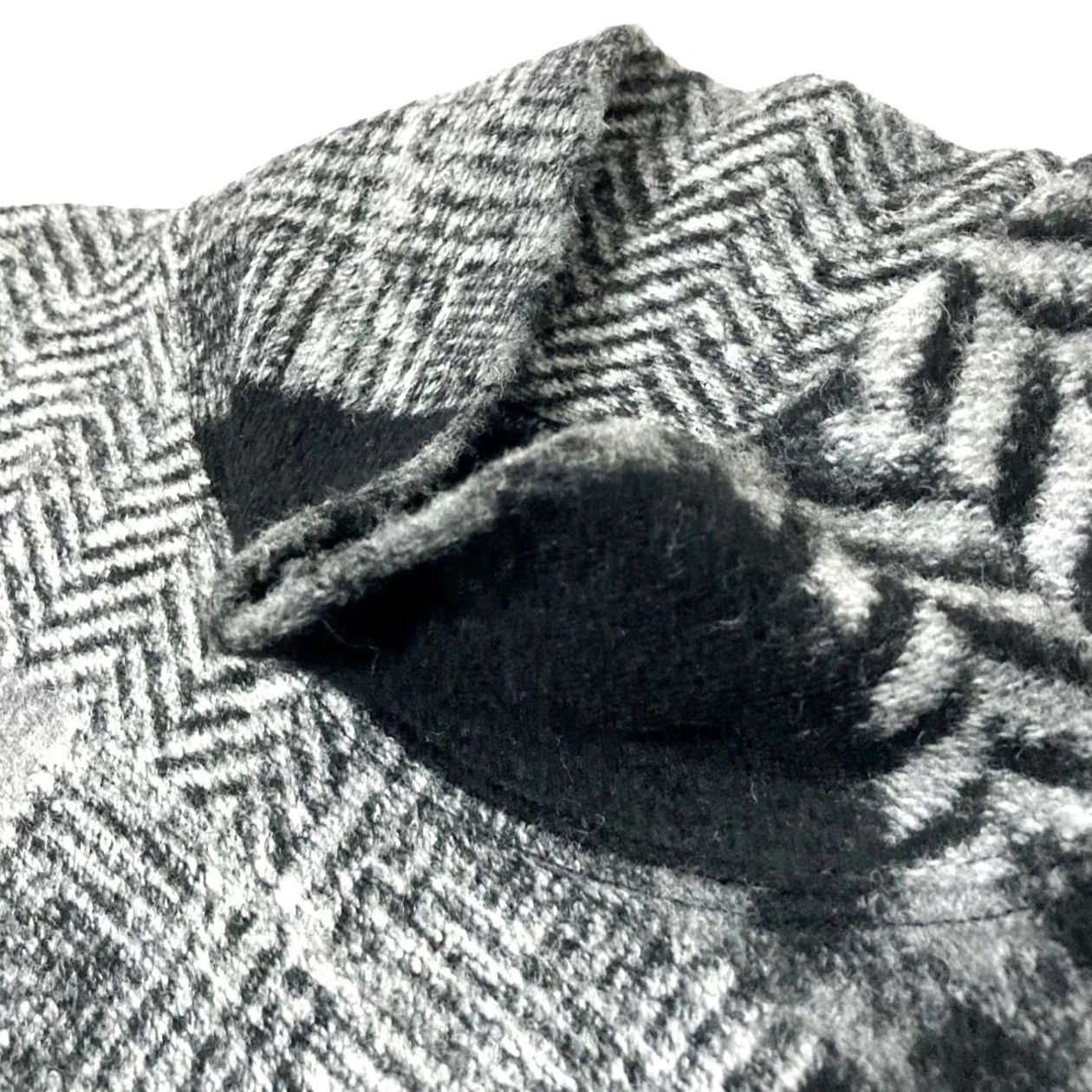 Engineered Garments Engineered Garments Patchwork Knit Jacket Gray×Black Size XS Acrylic Wool Used Size US XS / EU 42 / 0 - 3 Thumbnail