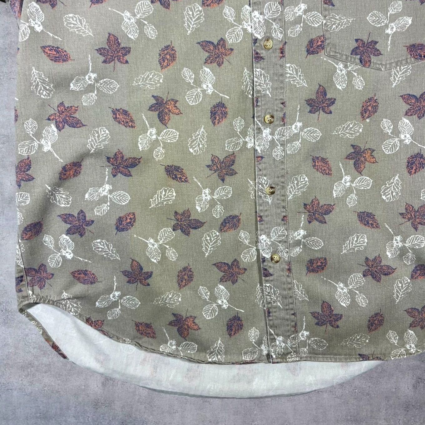Express VINTAGE Mountain Express Beige Long Sleeve Button-Up Shirt M Mens Collared Cotton Leaf Patterned 100% UAE Beachwear 30" 24.5" 24" Size US M / EU 48-50 / 2 - 6 Thumbnail
