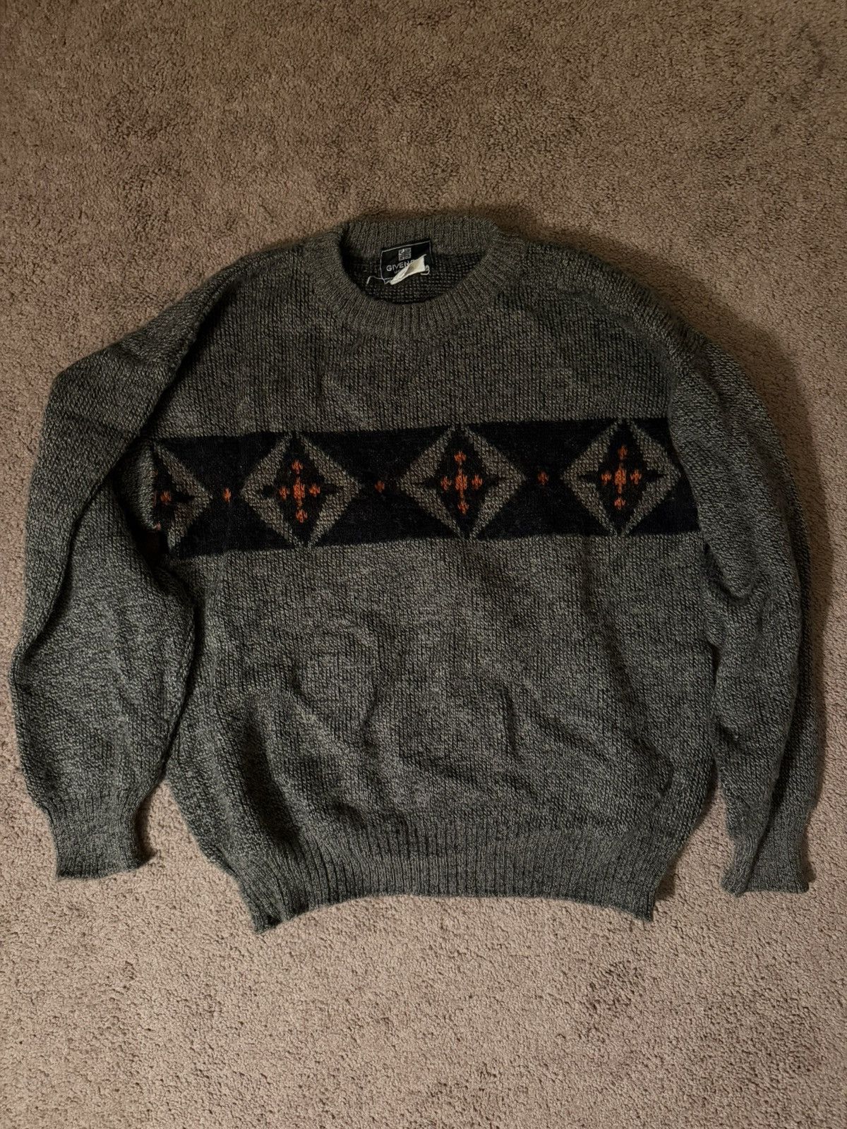 Givenchy Givenchy vintage wool sweater Size US M / EU 48-50 / 2 - 1 Thumbnail