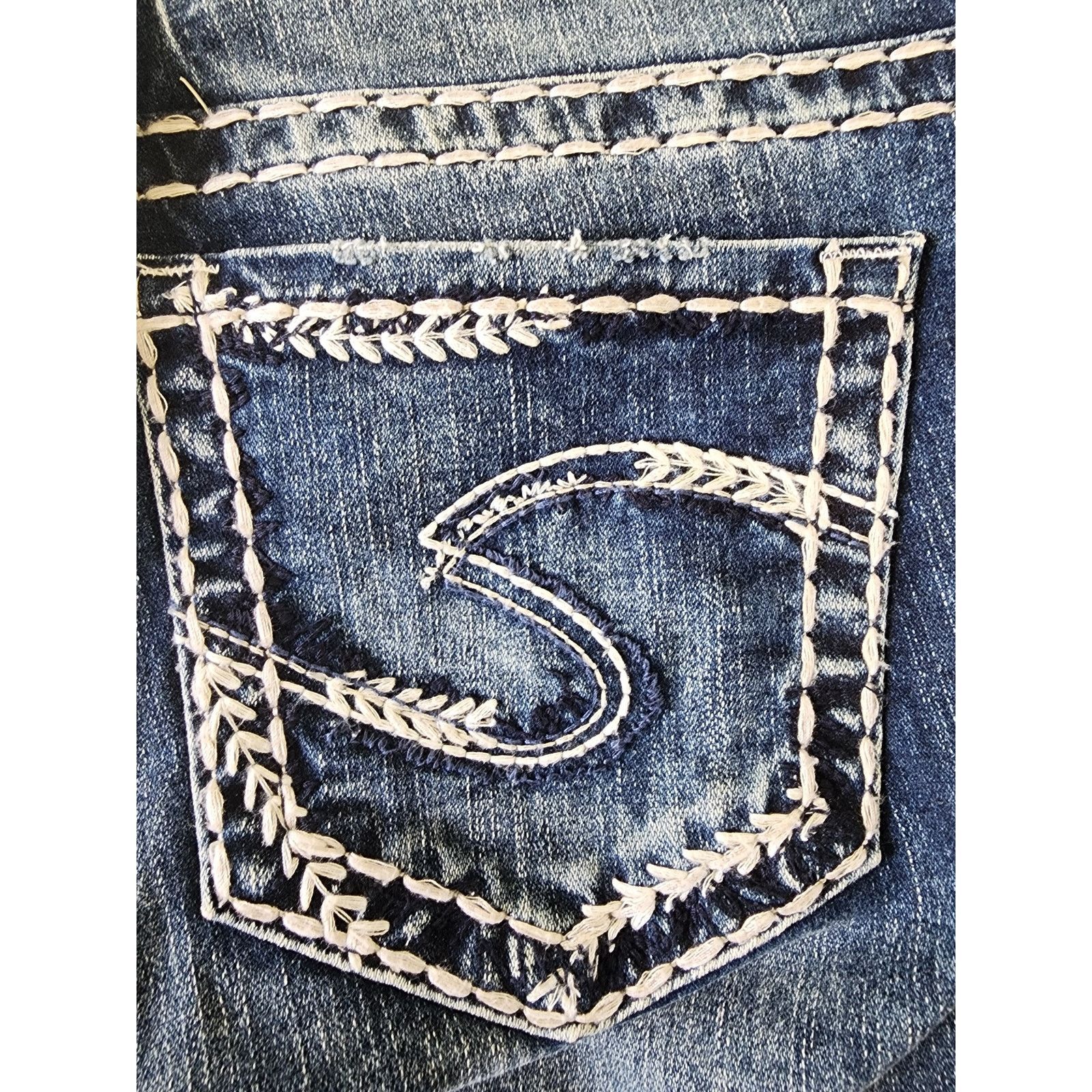 Silver Jeans Co. Silver Jeans Co. Suki Mid Capri Fluid Denim Size 27/22 Blue Size 27" / US 4 / IT 40 - 5 Thumbnail