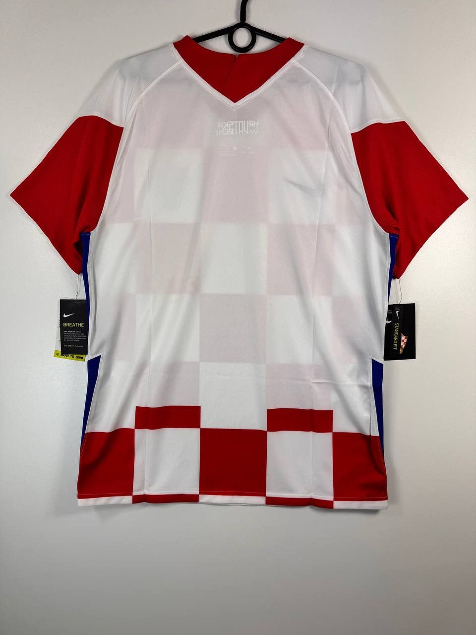 Nike Croatia National Team Nike Home Jersey 2020/21 Size L Size US L / EU 52-54 / 3 - 4 Thumbnail