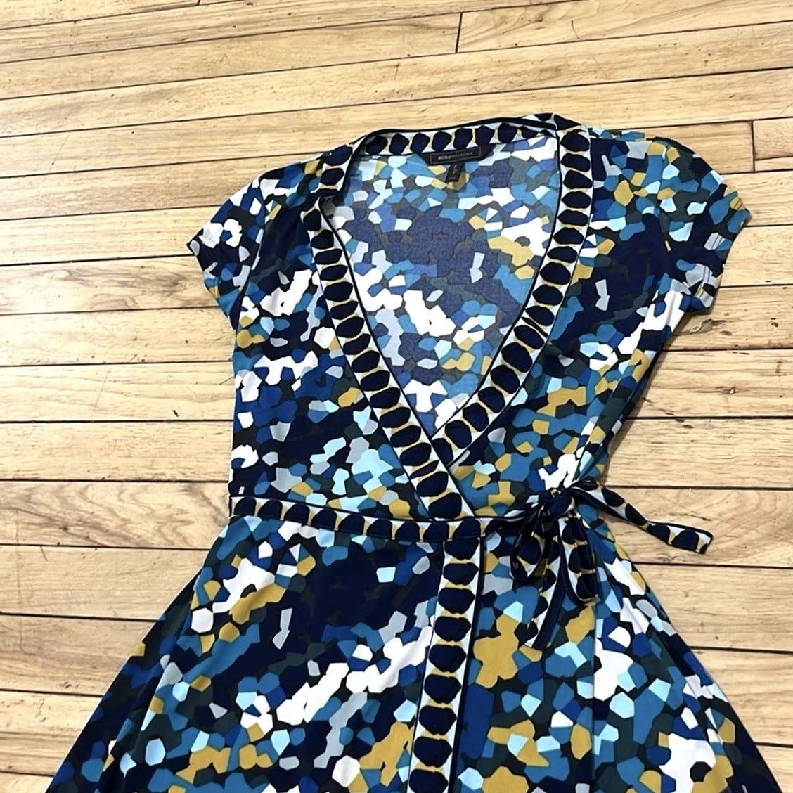 Bcbgmaxazria BCBGMAXAZRIA Wrap Dress Midi Women XXS Blue Floral Impressionist Fairy Festival Dress Size XXS / US 00 / IT 34 - 4 Thumbnail