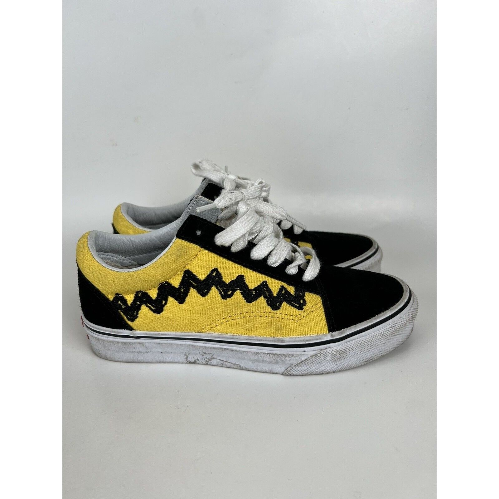 Vans Vans X Peanuts Charlie Brown Skate Shoes Women Size 5.5 - Me Size US 5.5 / IT 35.5 - 3 Thumbnail
