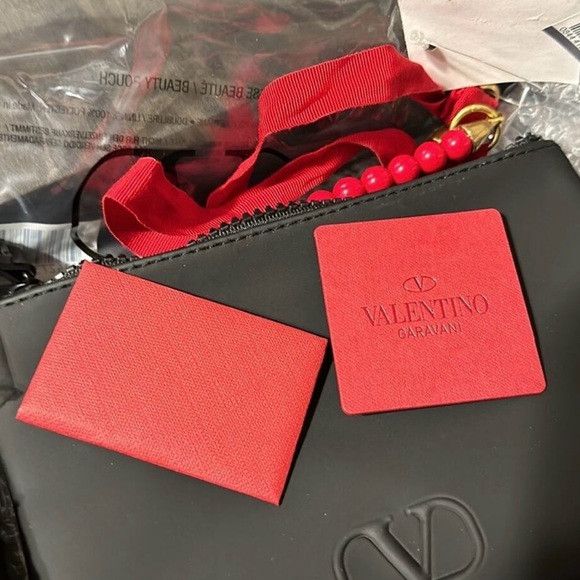 Valentino Red Beaded Ribbon Necklace with Gold Pendant Size ONE SIZE - 12 Thumbnail