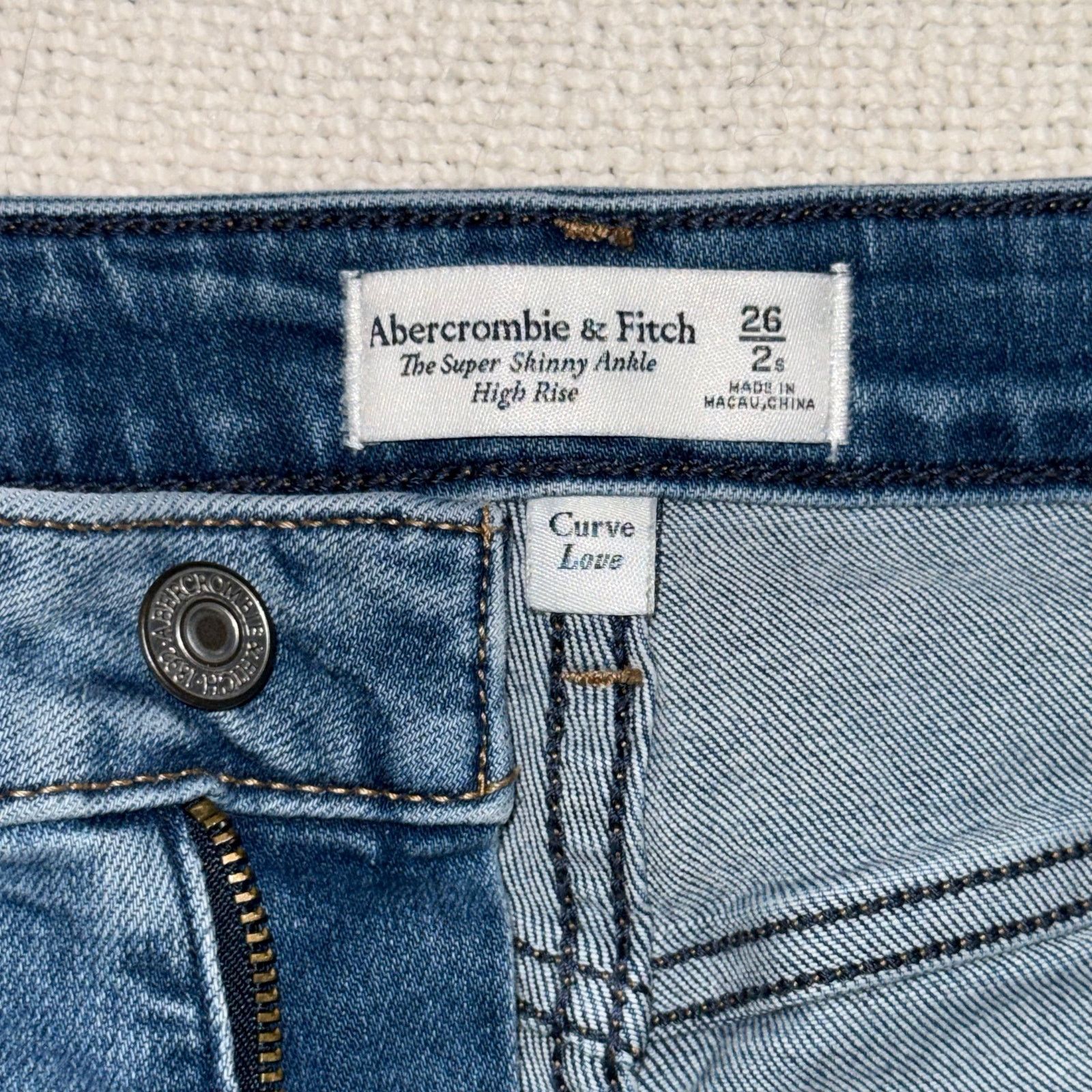 Abercrombie & Fitch A&F The Super Skinny Ankle High Rise Jeans | Sz 26s Size 26" / US 2 / IT 38 - 3 Thumbnail