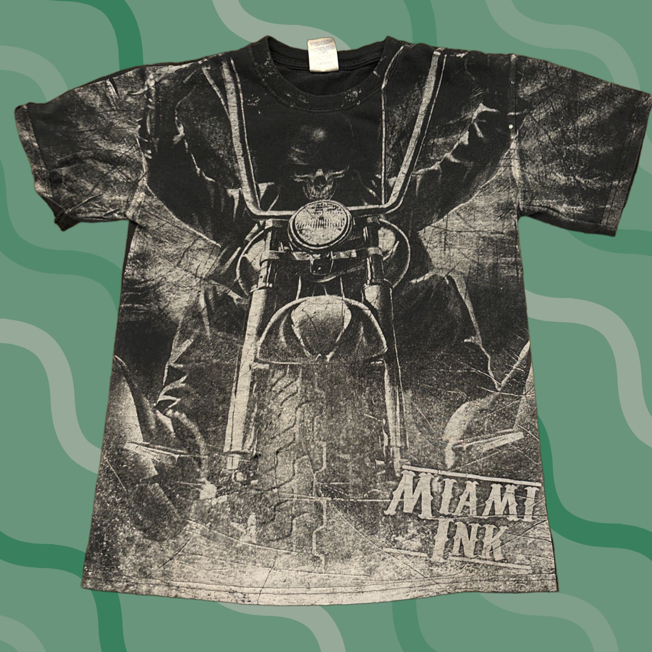 Vintage VINTAGE Miami Ink T-Shirt Logo Biker Motorcycle Short Sleeve Crew Neck Men XL Black All-Over Print Size US XL / EU 56 / 4 - 1 Thumbnail