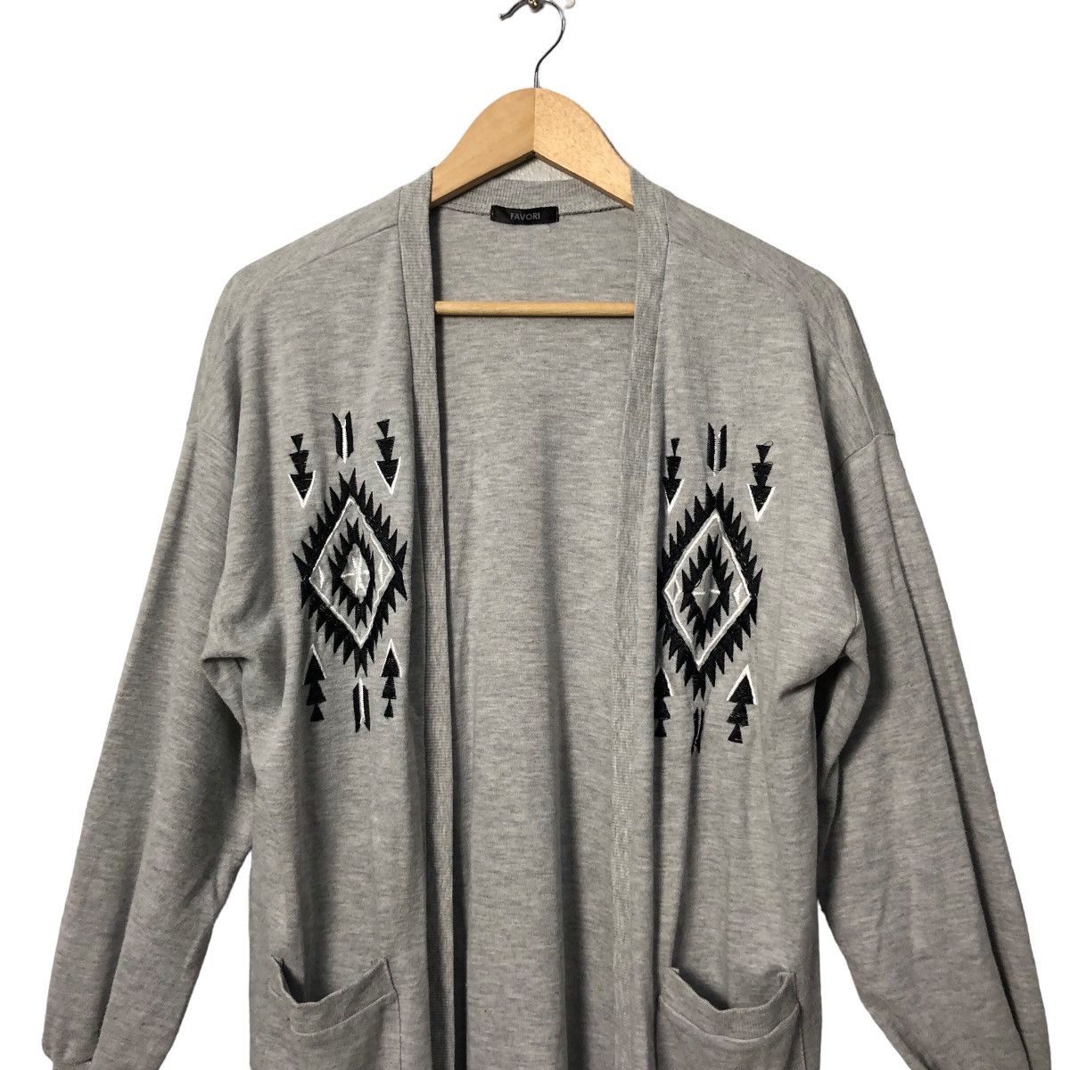 Japanese Brand Vintage Favori Embroidery Navajo Big Logo Cardigan Size M / US 6-8 / IT 42-44 - 4 Thumbnail