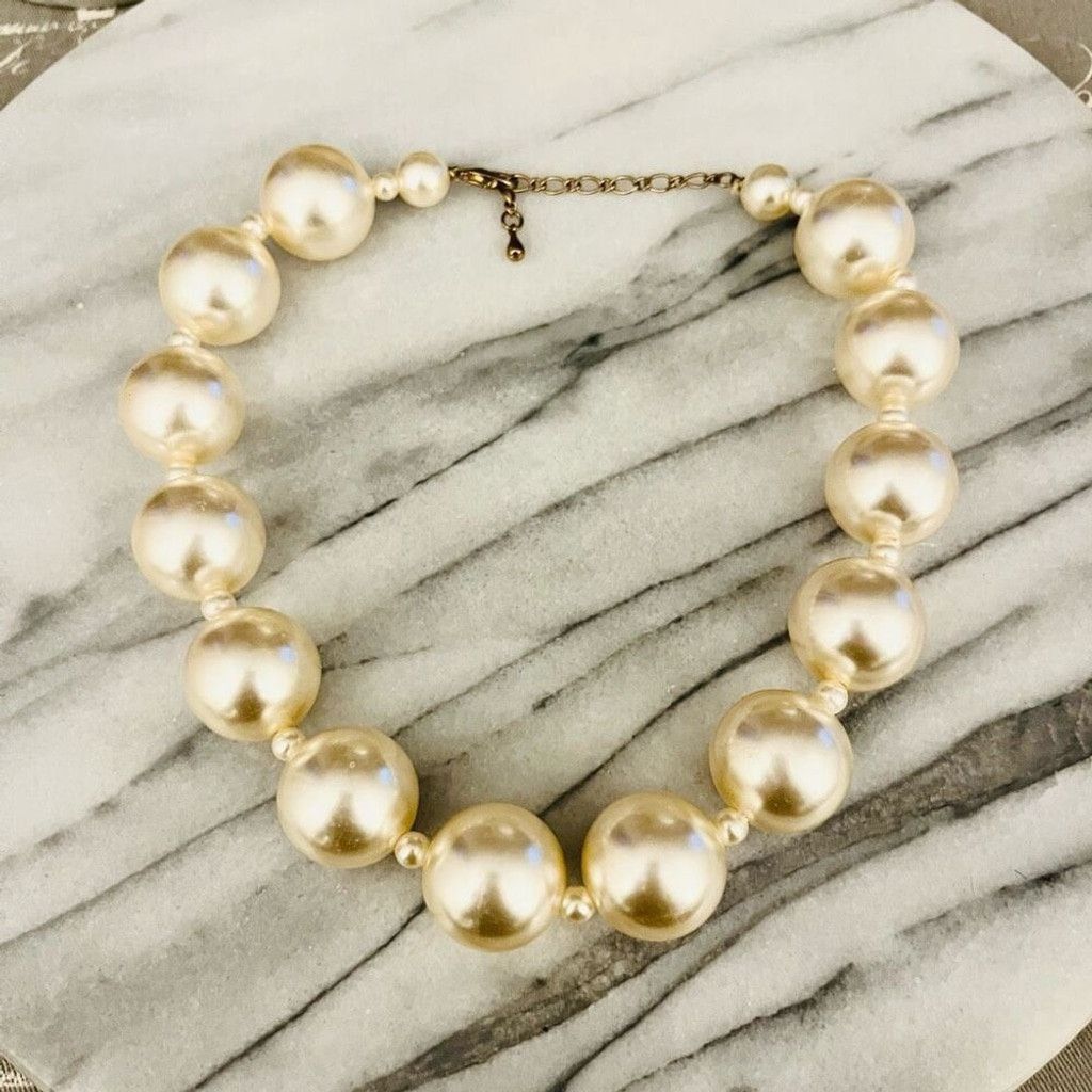 Jewelry Chunky Faux Pearl Beaded Necklace Cream in White, Women's