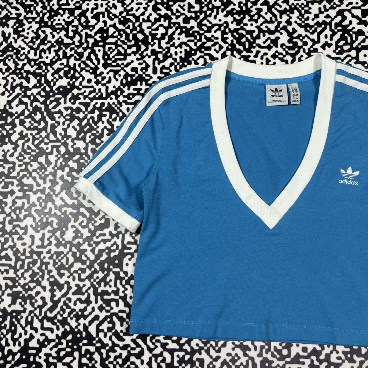 Adidas Vintage Y2K Adidas Retro V Neck Cropped T-shirt 90s Style Size S / US 4 / IT 40 - 4 Thumbnail