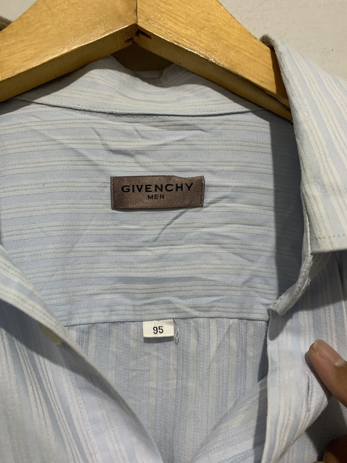 Givenchy Givenchy Shirt Long Sleeve Blue Salur Size 95 / M Original Size US M / EU 48-50 / 2 - 3 Thumbnail