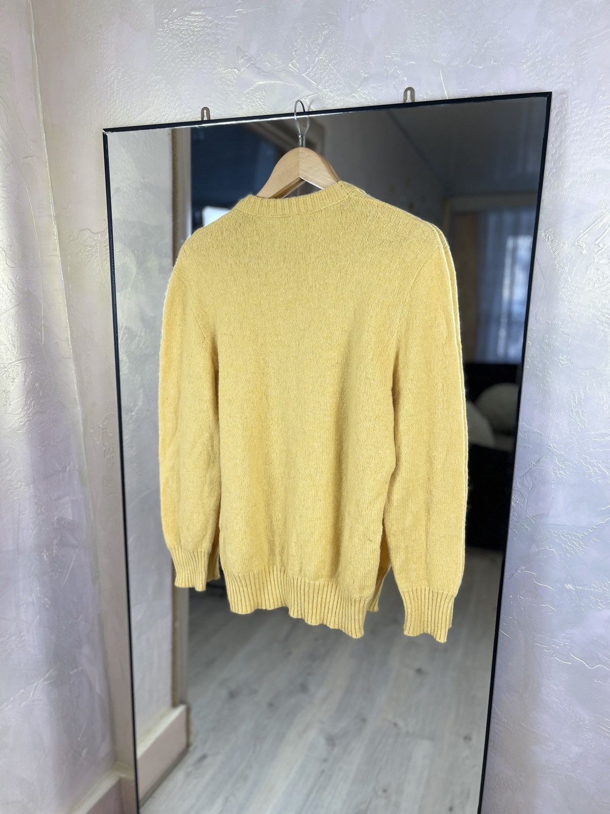 Lacoste Vtg Chemise Lacoste France Pure Wool Knit Yellow Sweater Size US L / EU 52-54 / 3 - 9 Thumbnail