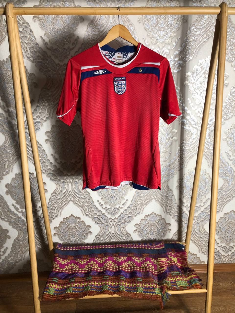 Umbro VINTAGE UMBRO ENGLAND RETRO SOCCER JERSEY MANCHESTER Y2K 90s Size US S / EU 44-46 / 1 - 1 Thumbnail