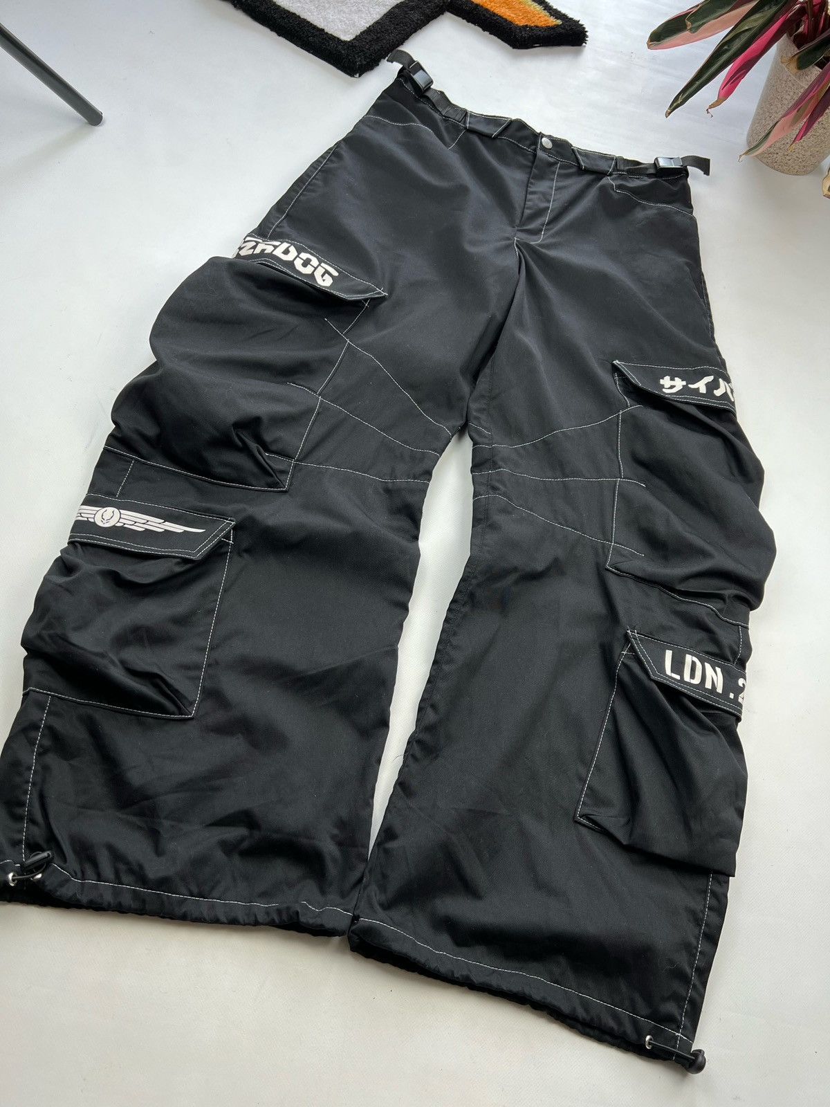 20471120 Y2K AVANT-GARDE MULTIPOCKET RARE CYBERDOG PANTS Size US 32 / EU 48 - 8 Thumbnail
