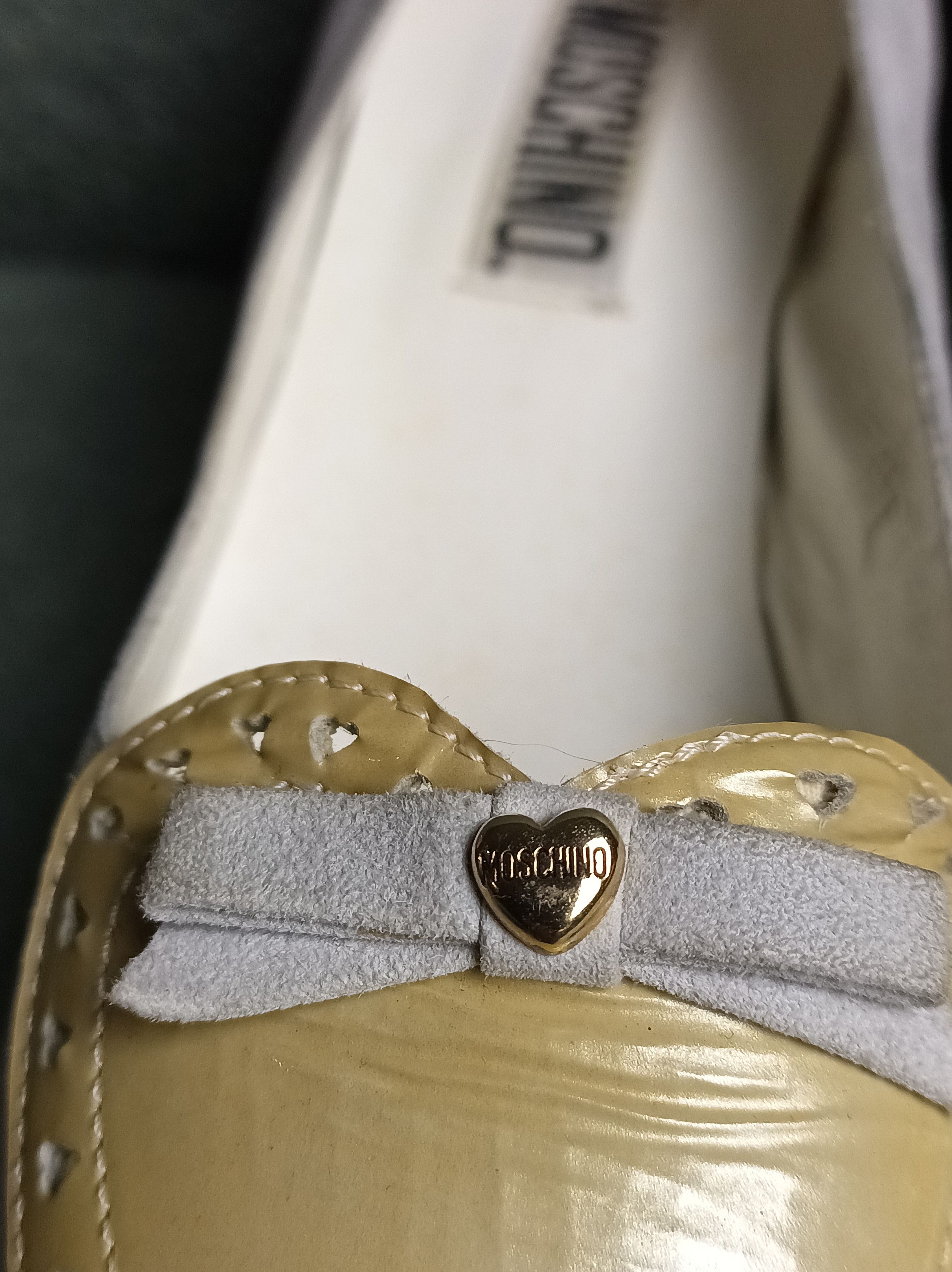 Moschino Moschino Suede Leather Grey Logo Heart Heel Pumps EU 39.5 Size US 9.5 / IT 39.5 - 7 Thumbnail