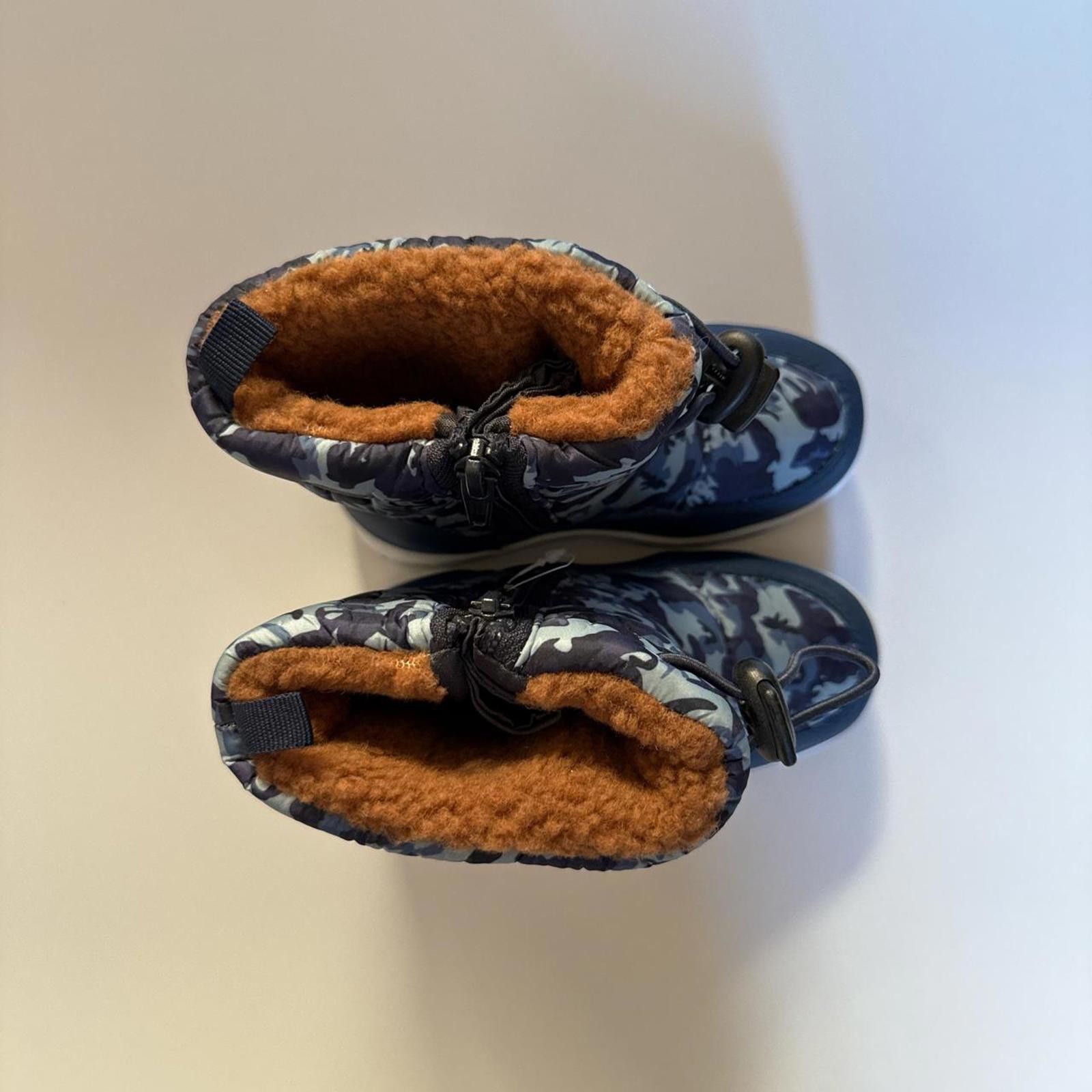 Other Boys snow boots. Size 25 Size US 5 / EU 37 - 3 Thumbnail