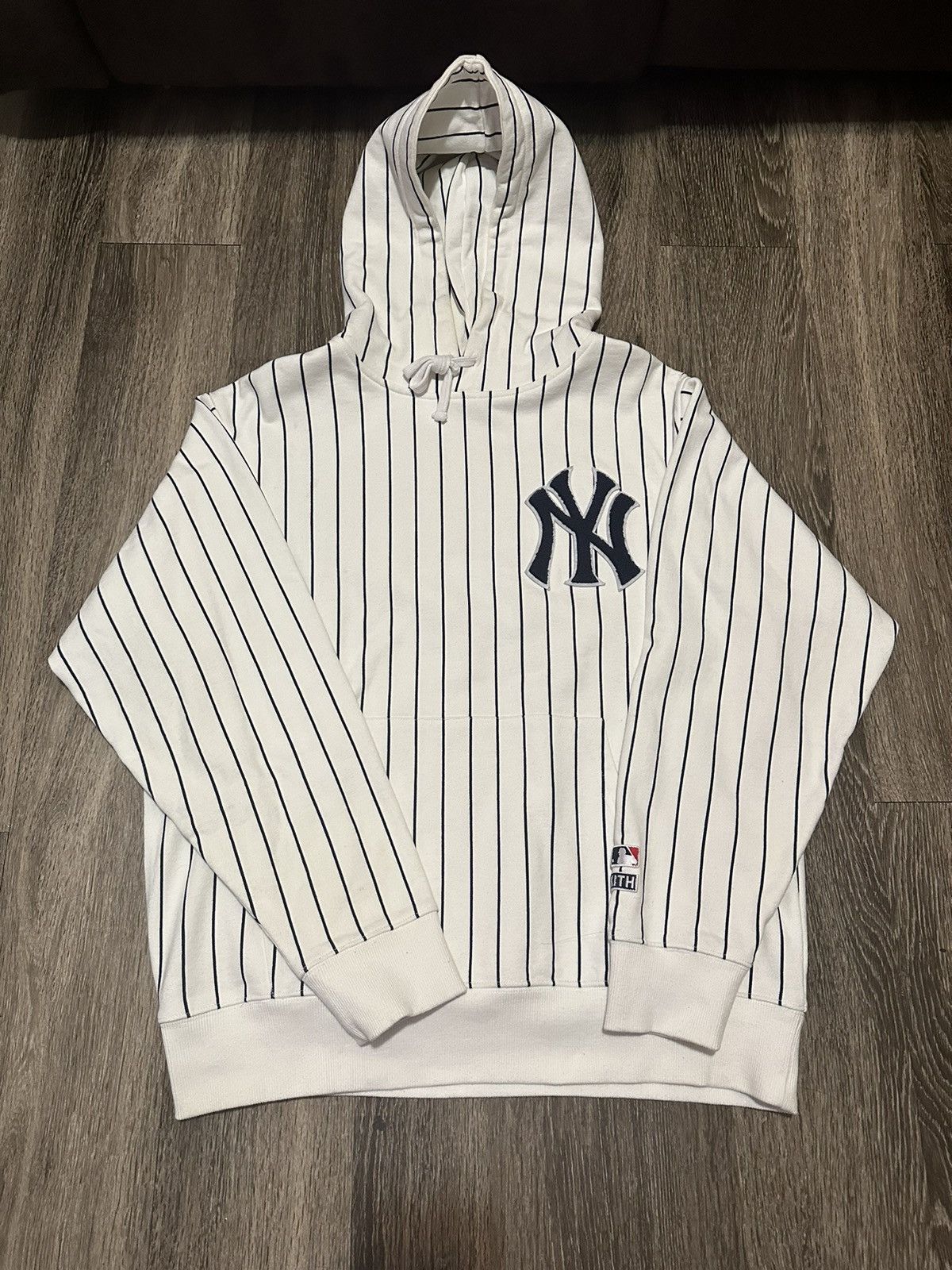 お歳暮 希少 KITH MLB NEW YORK YANKEES HOODIE L | ferndaledowntown.com