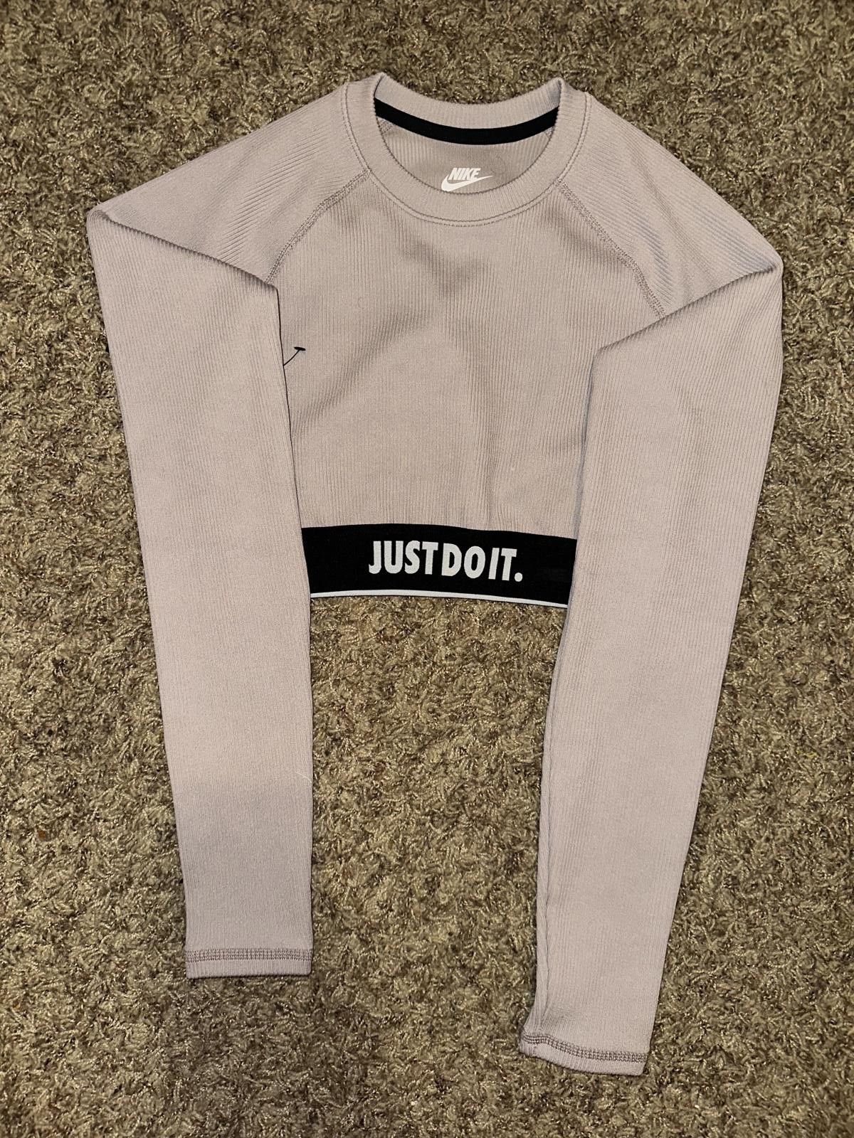 Nike Nike Sportswear Women’s Just Do It Yogo Workout Long Sleeve Crop Top Size XS / US 0-2 / IT 36-38 - 1 Thumbnail