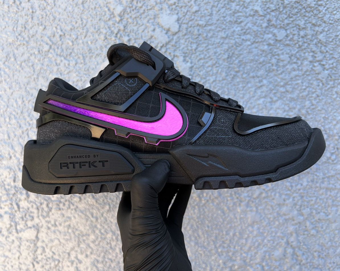 Nike Size 5.5 - Nike RTFKT x Dunk Genesis Void Size US 5.5 / EU 38 - 1 Thumbnail