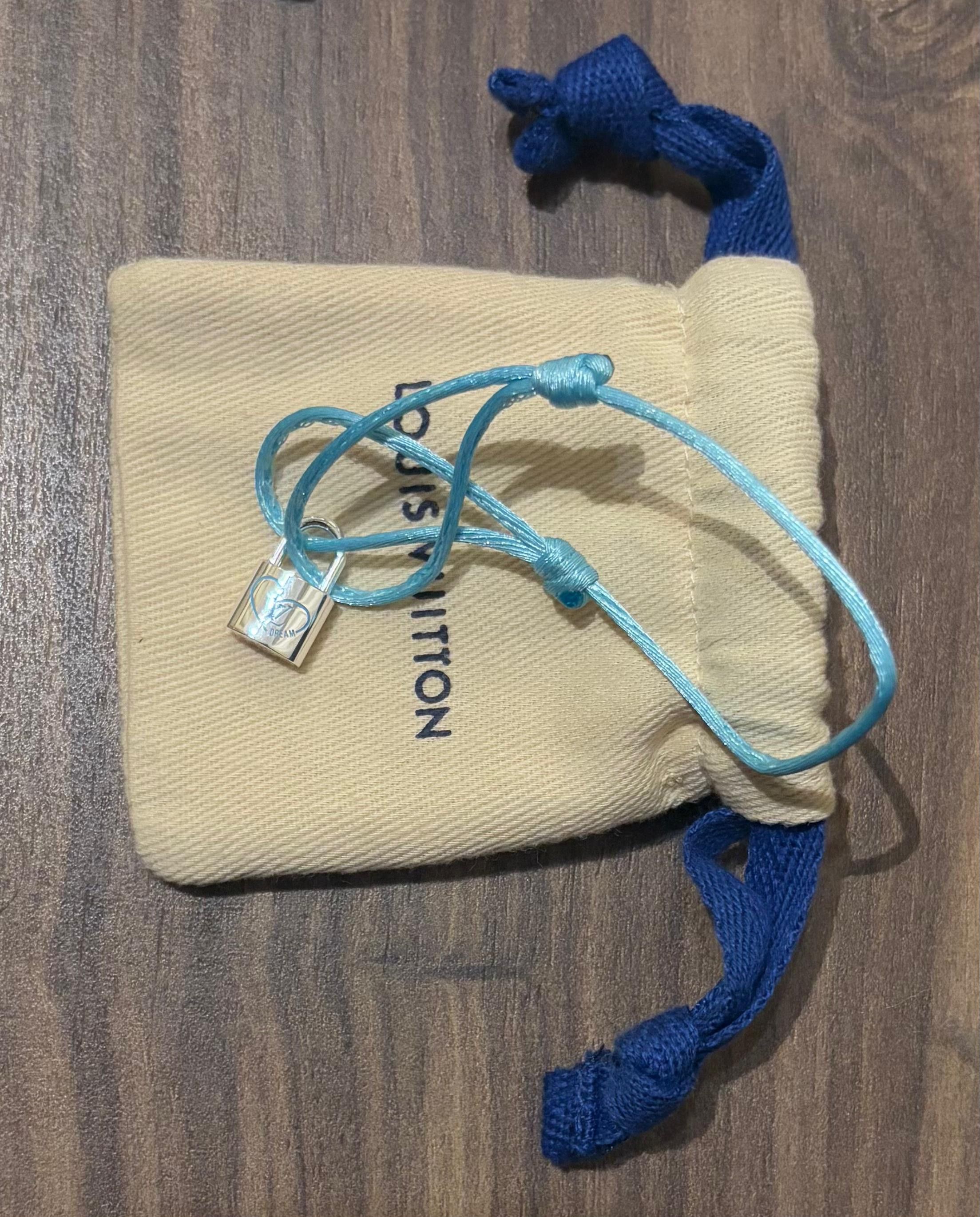 Louis Vuitton Silver Lockit x Felix Bracelet, Sterling Silver, Blue Size ONE SIZE - 2 Thumbnail