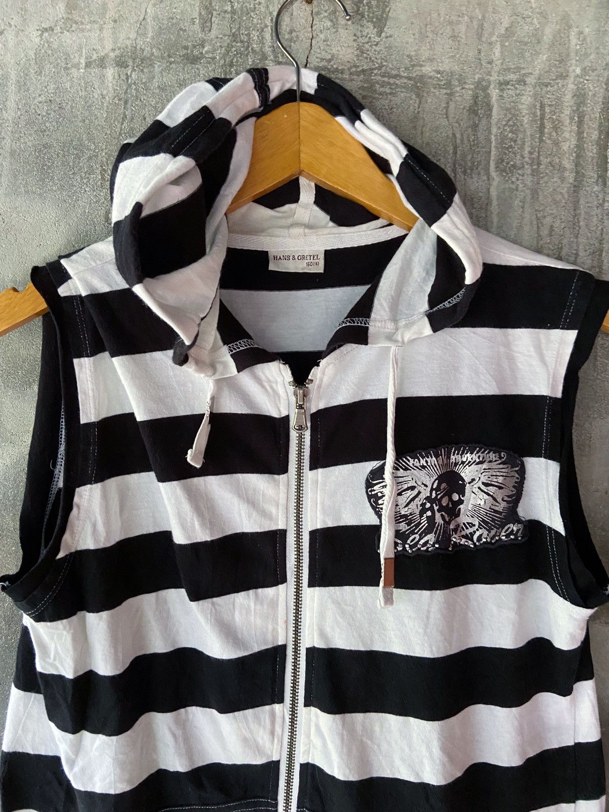 Japanese Brand TREASURE ISLAND SEA ROVER PUNK ZIP HOODIE STYLE Size US S / EU 44-46 / 1 - 6 Thumbnail