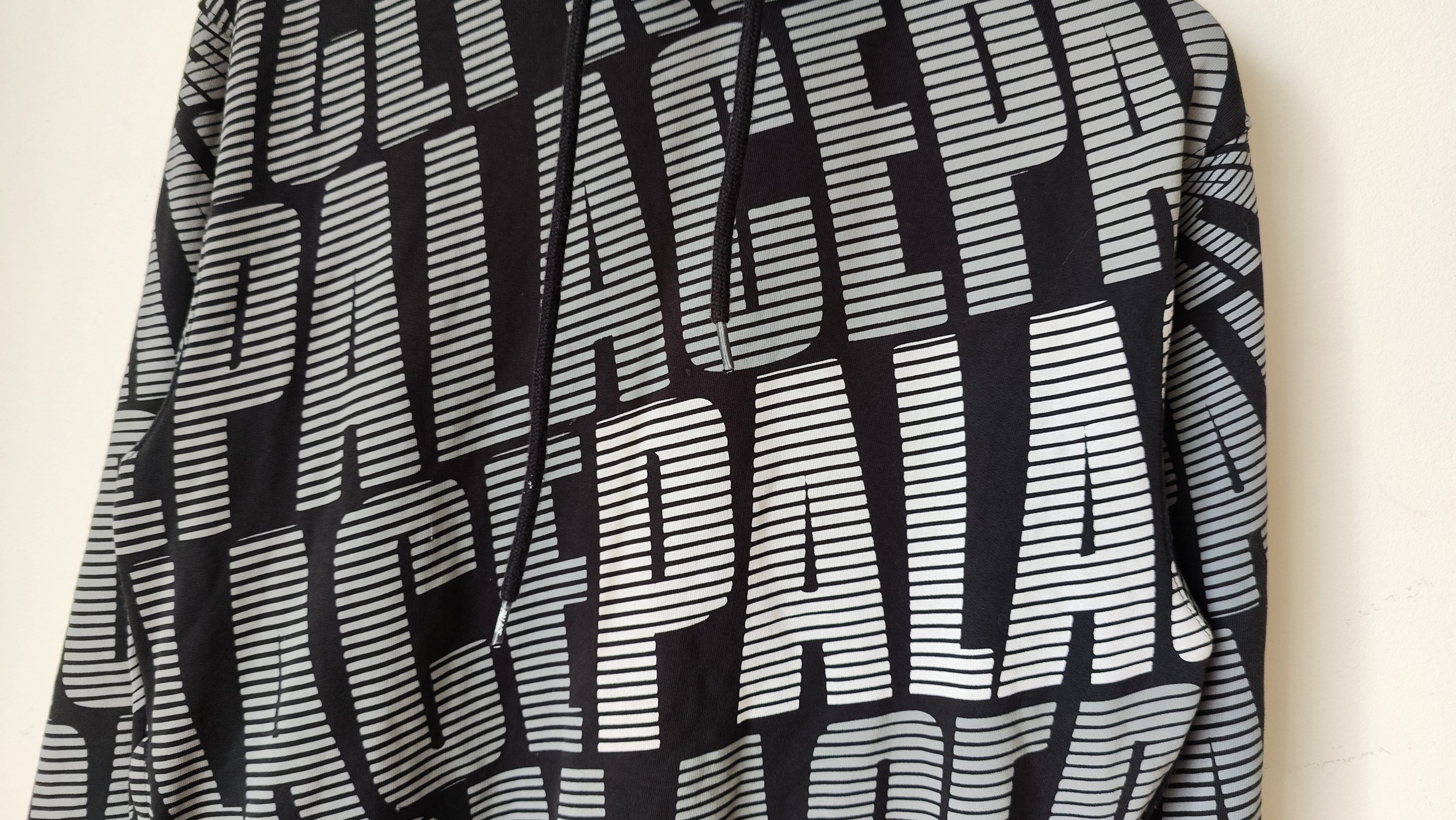 Palace Palace Planet Palace Full Spell Out Sweatshirt Hoodie Size US S / EU 44-46 / 1 - 3 Thumbnail