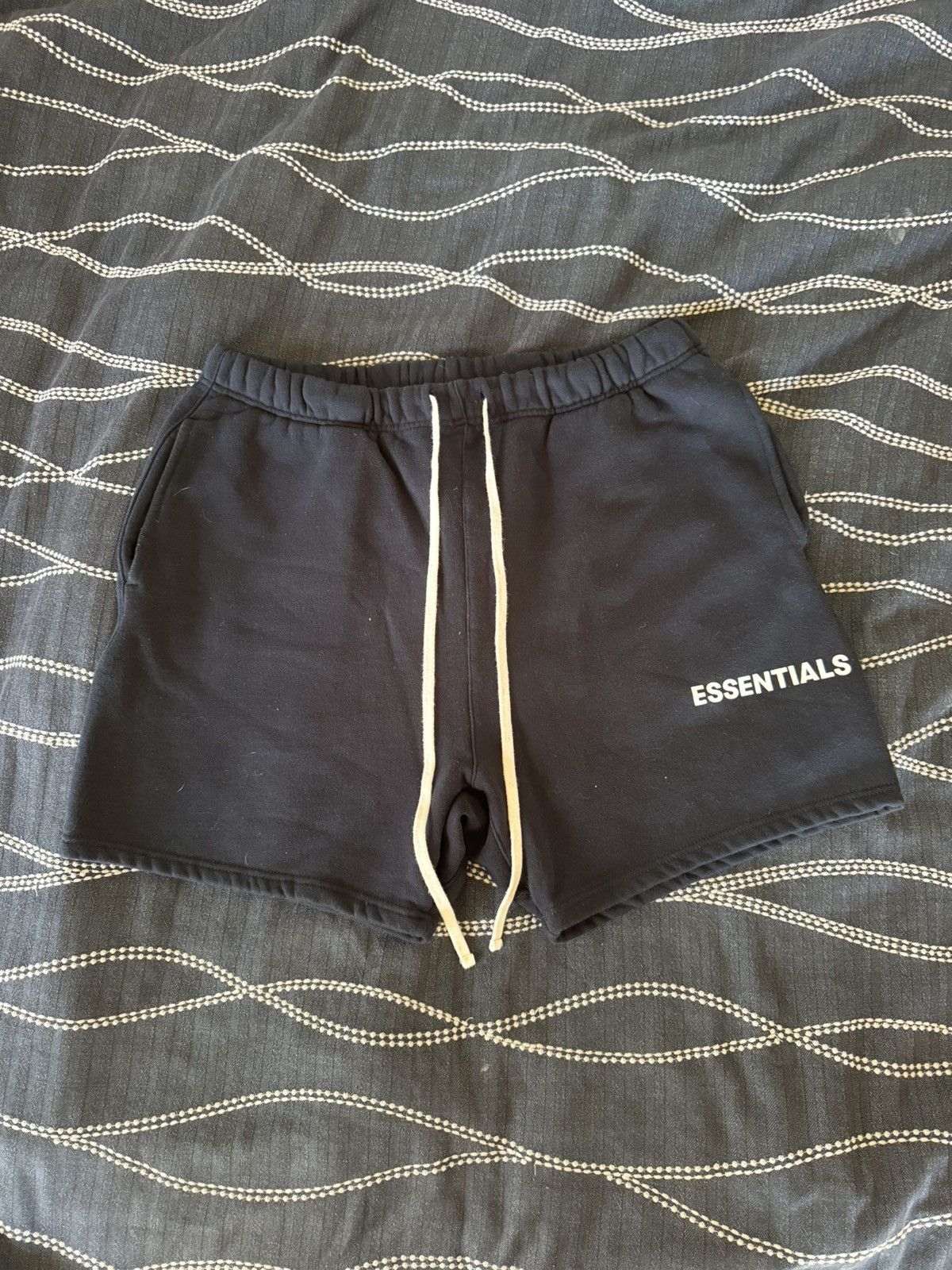 Fear of God x Essentials FW 20’ Black Shorts