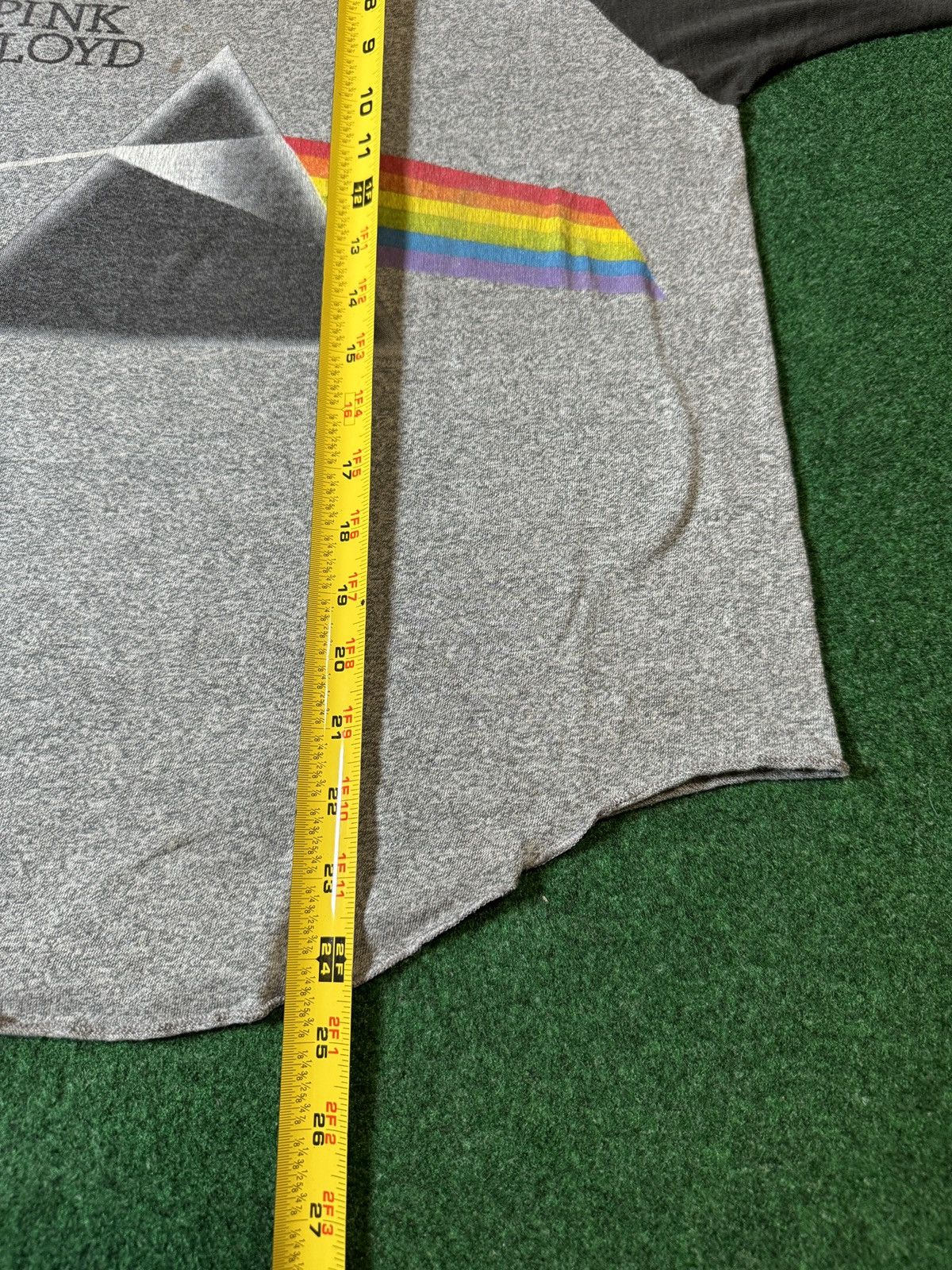Band Tees × Signal Sport × Vintage Vintage 80s Pink Floyd RARE Dark Side Moon Raglan T Shirt Size US M / EU 48-50 / 2 - 8 Thumbnail