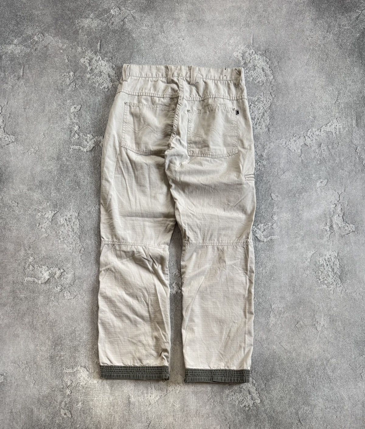 Other 90s Cargo Multipocket Pants 33/32 Chinos Y2K baggy gorpcore Size US 33 - 10 Thumbnail