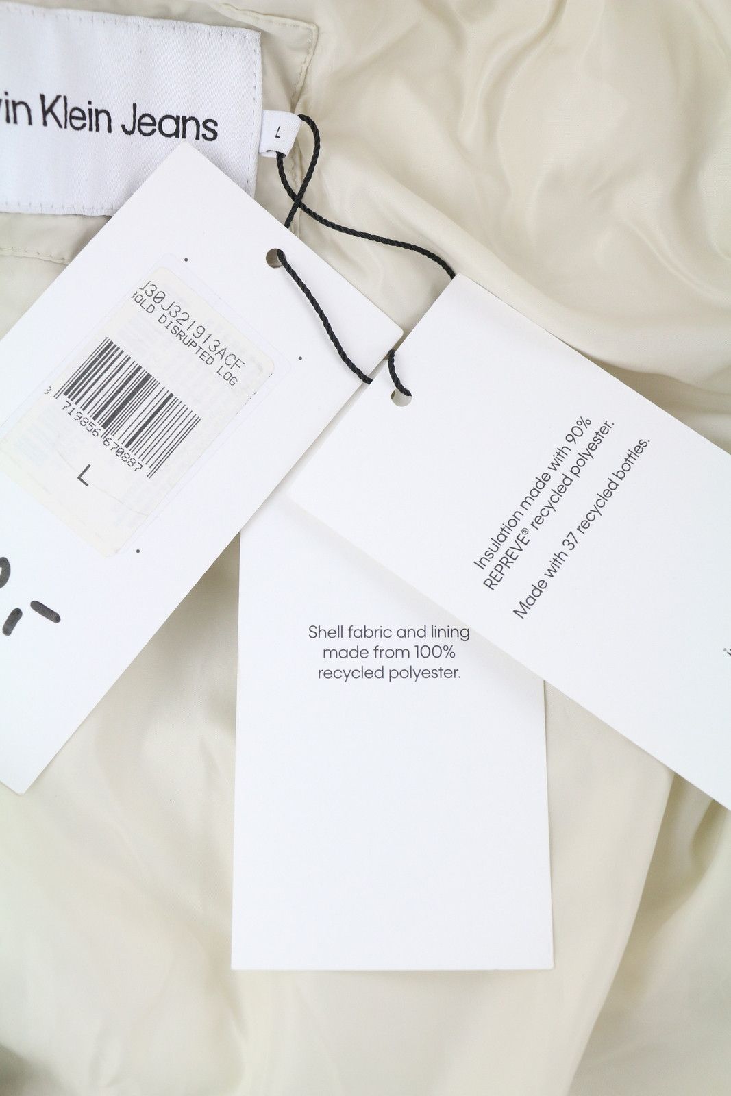 Calvin Klein BOLD DISRUPTED LOGO L White Insulated Quilted Hooded 86401 Size US L / EU 52-54 / 3 - 8 Thumbnail