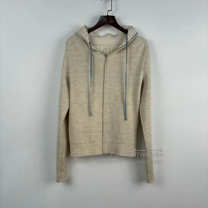 Fendi Fendi Lined Full Print Sweatshirt Size XS / US 0-2 / IT 36-38 - 2 Thumbnail