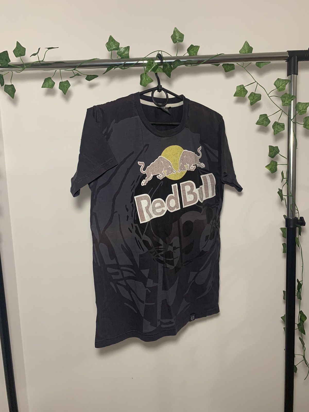 Fox Racing × Vintage Red Bull Graphic T-Shirt- Black Size US S / EU 44-46 / 1 - 1 Thumbnail