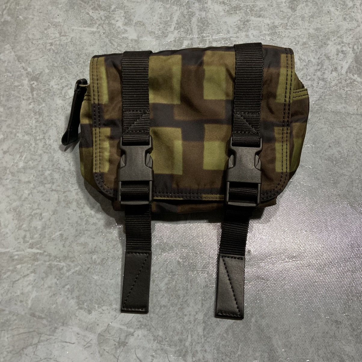 Dries Van Noten Dries Van Noten - Len Lye - SS21 - Nylon Waist Bag Size ONE SIZE - 1 Thumbnail