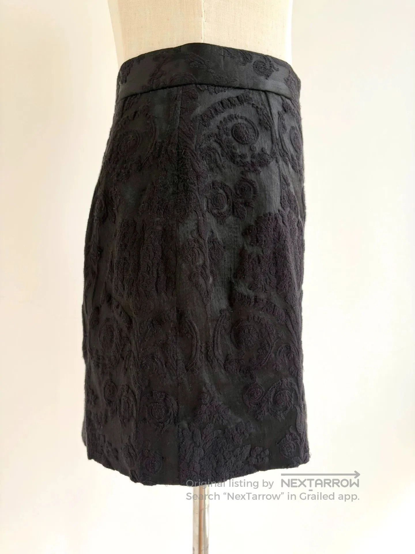 Vivienne Westwood Vivienne Westwood Black Silk Embroidered Skirt. Size US 40 / EU 56 - 2 Thumbnail