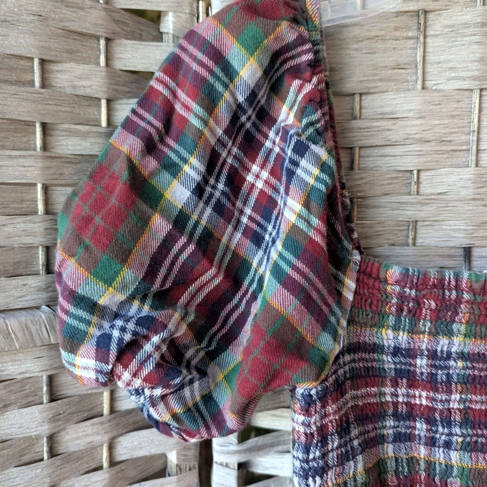American Eagle Outfitters American Eagle Red Blue Plaid Crop Top Smocked Puff Sleeve Ruffle Sz S *Fits XS Size S / US 4 / IT 40 - 2 Thumbnail
