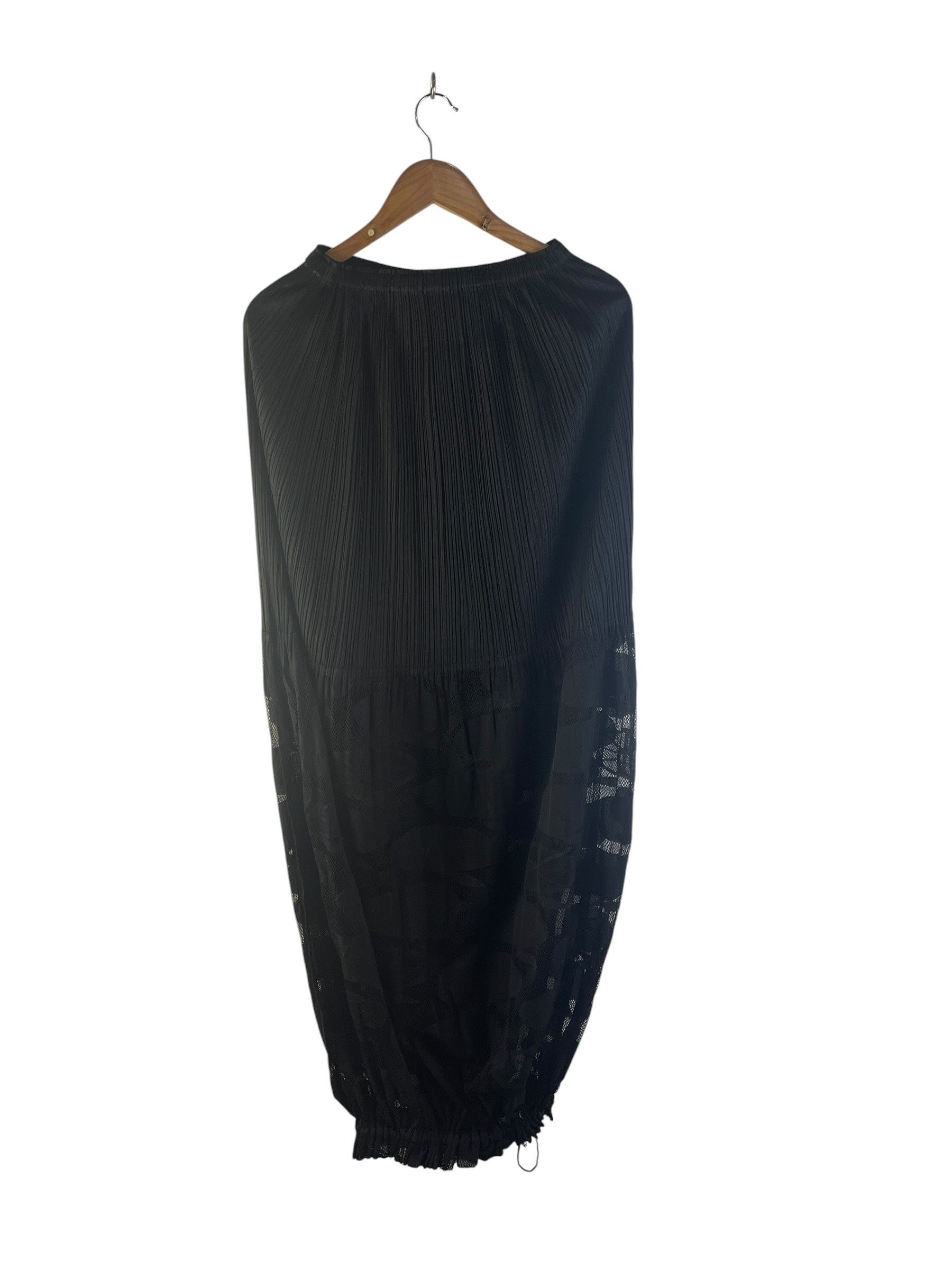 Pleats Please Issey Miyake Pleats Please Issey Miyake Balloon Hem Pleated Skirt Size US 30 / EU 46 - 2 Thumbnail