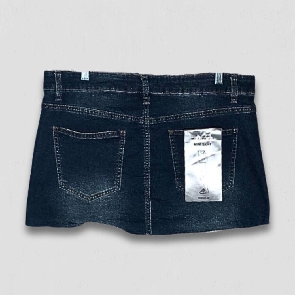 Madden NYC NWT Madden Girl Mini Skirt Raw Hemline Cotton Denim Blue L Size 34" / US 12 / IT 48 - 2 Thumbnail