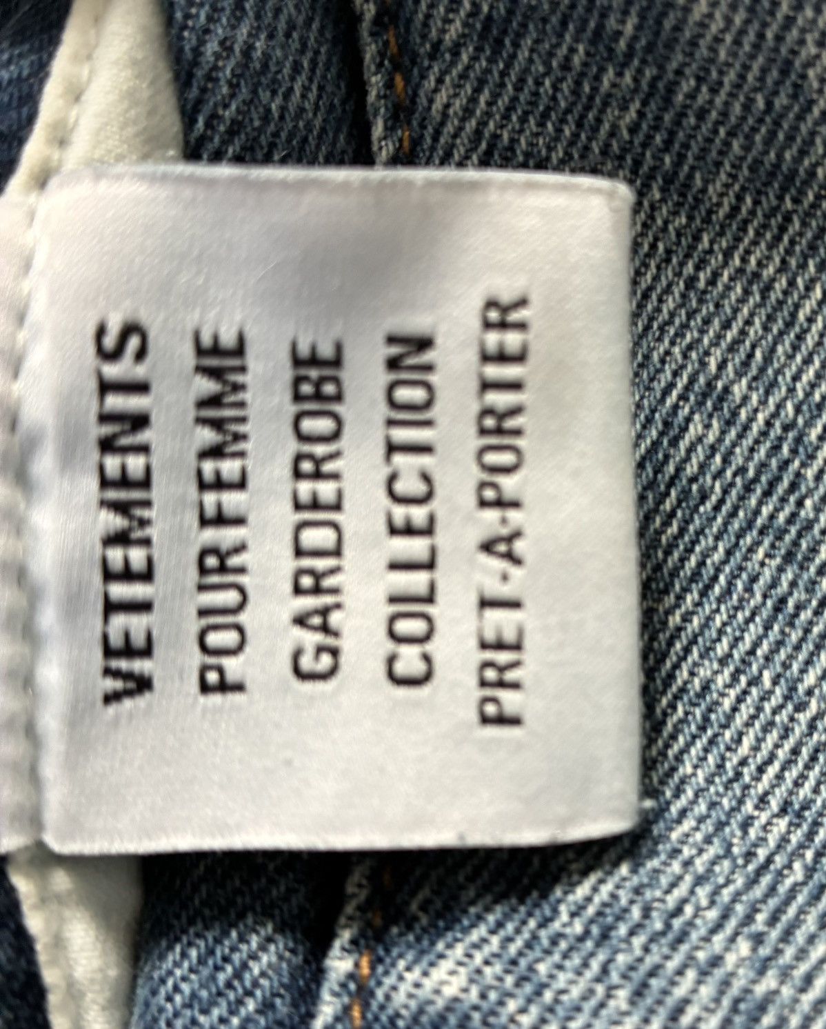 Vetements VETEMENTS Pret-A-Porter Collection Size S Size S / US 4 / IT 40 - 5 Thumbnail