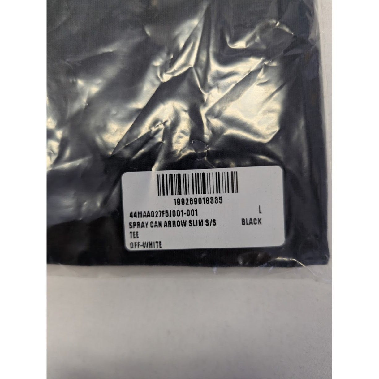 Off-White o1rshd1 Spray Can Arrow Slim S/S T-Shirt in Black Size US L / EU 52-54 / 3 - 21 Thumbnail