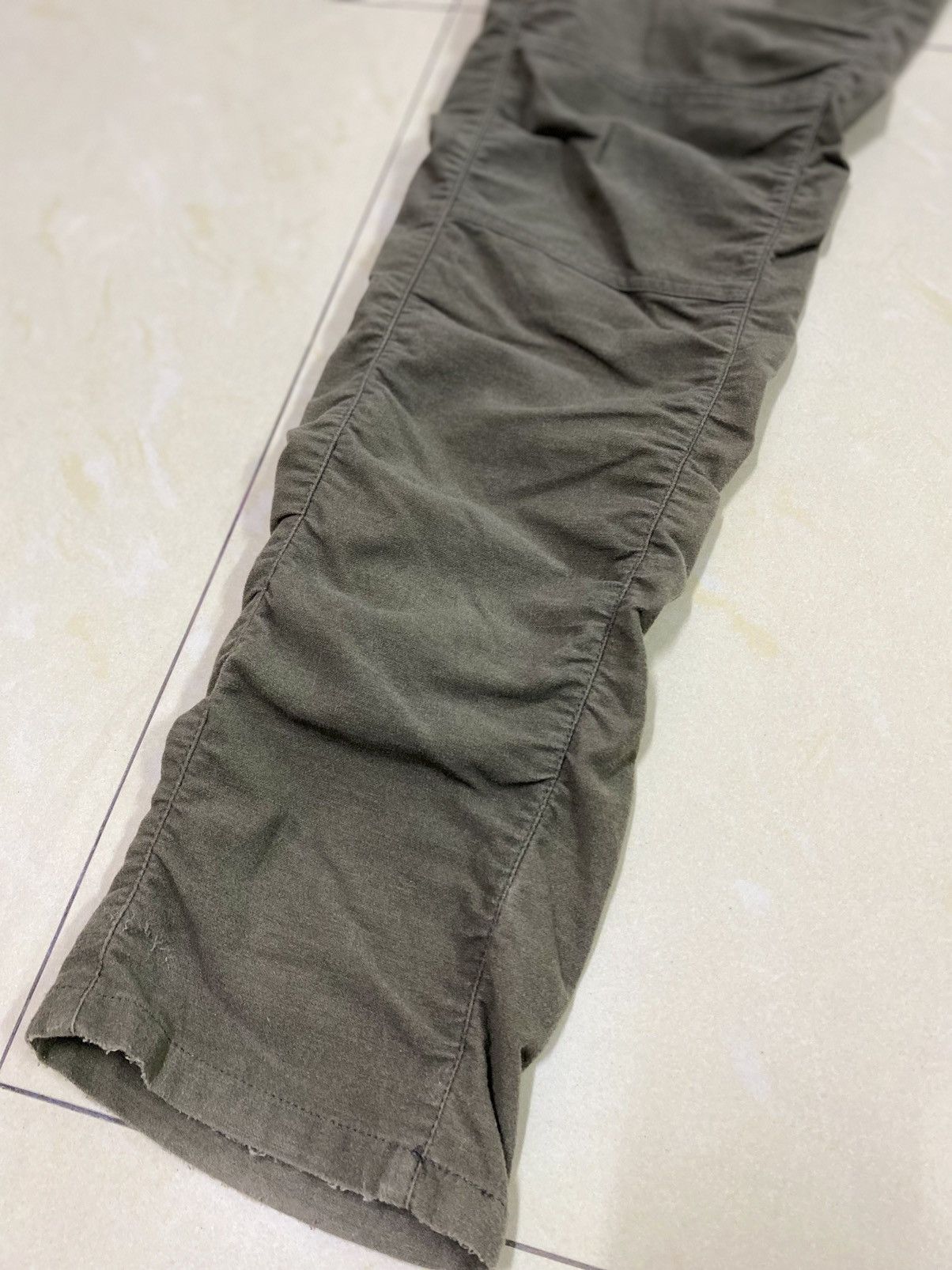 Katharine Hamnett London Katharine Hamnett London Twitch Legs Pants Size US 32 / EU 48 - 8 Thumbnail