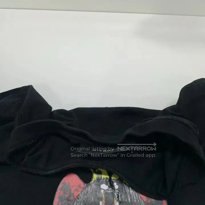 Givenchy Givenchy Graphic Print Short-Sleeve T-Shirt. Size US M / EU 48-50 / 2 - 6 Thumbnail