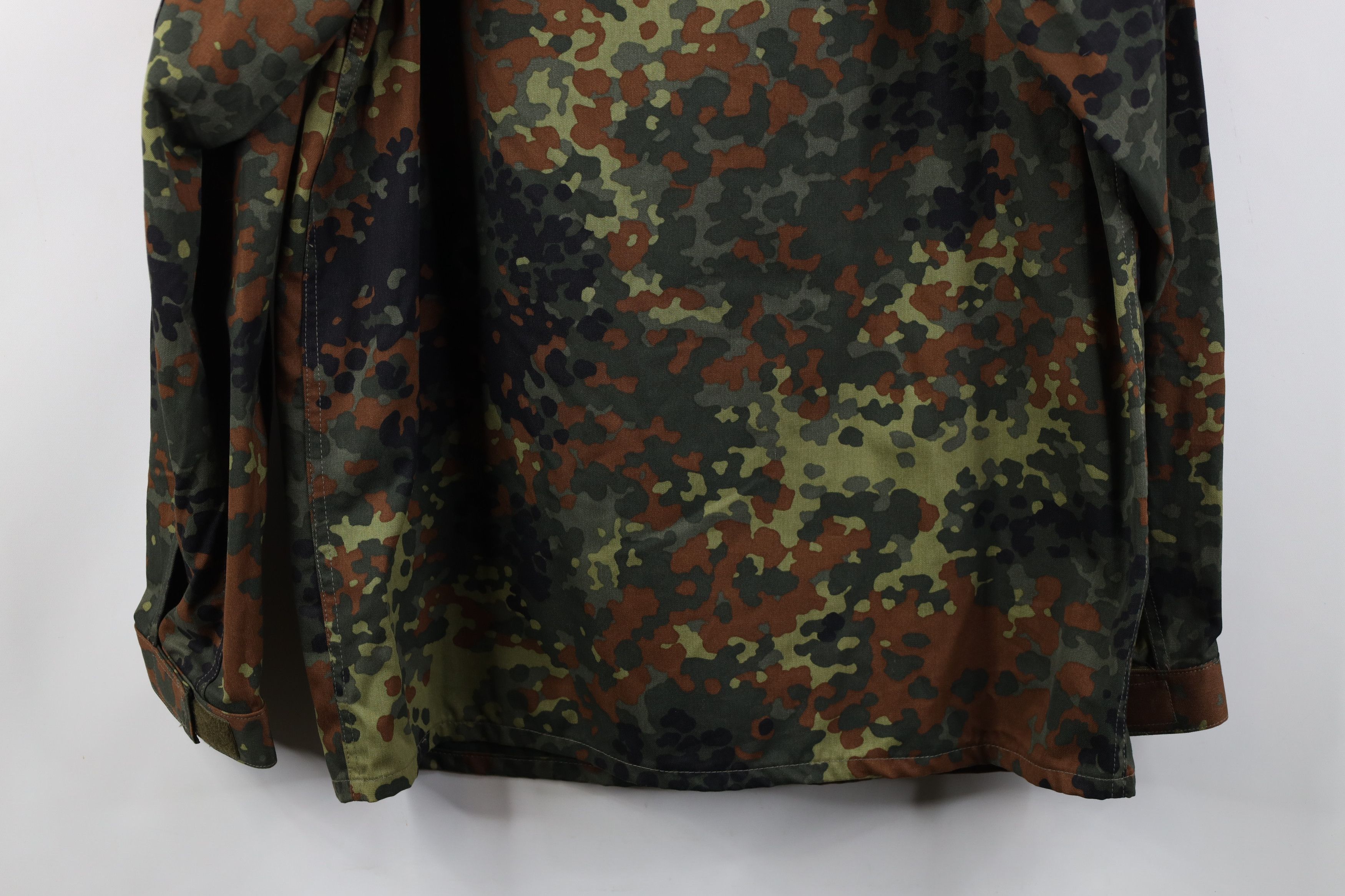 Vintage Vintage 90s German Military Camouflage Field Combat Jacket Size US L / EU 52-54 / 3 - 16 Thumbnail
