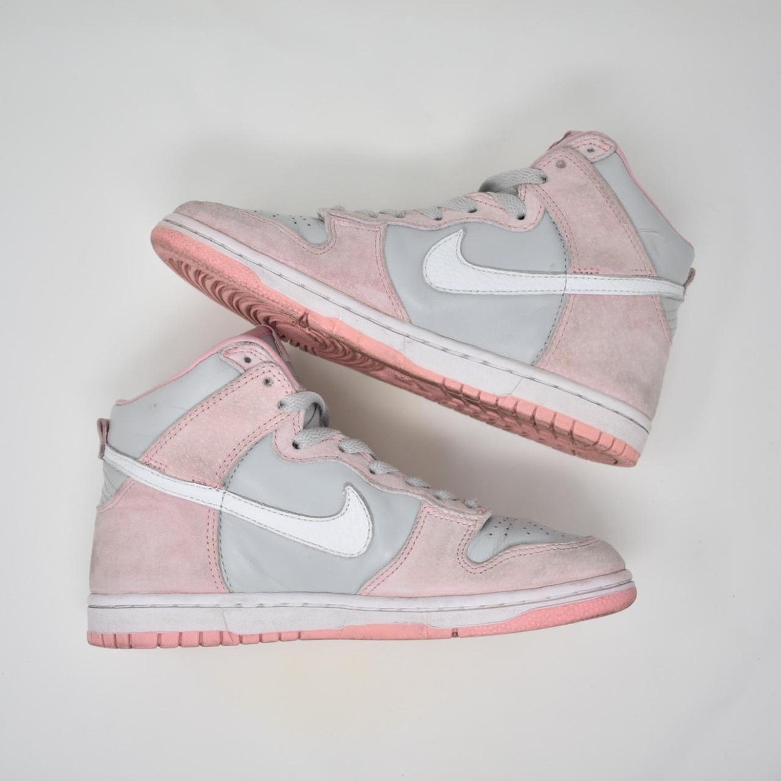 Nike 2004 Nike Dunk High “Real Pink" Size US 6 / IT 36 - 4 Thumbnail