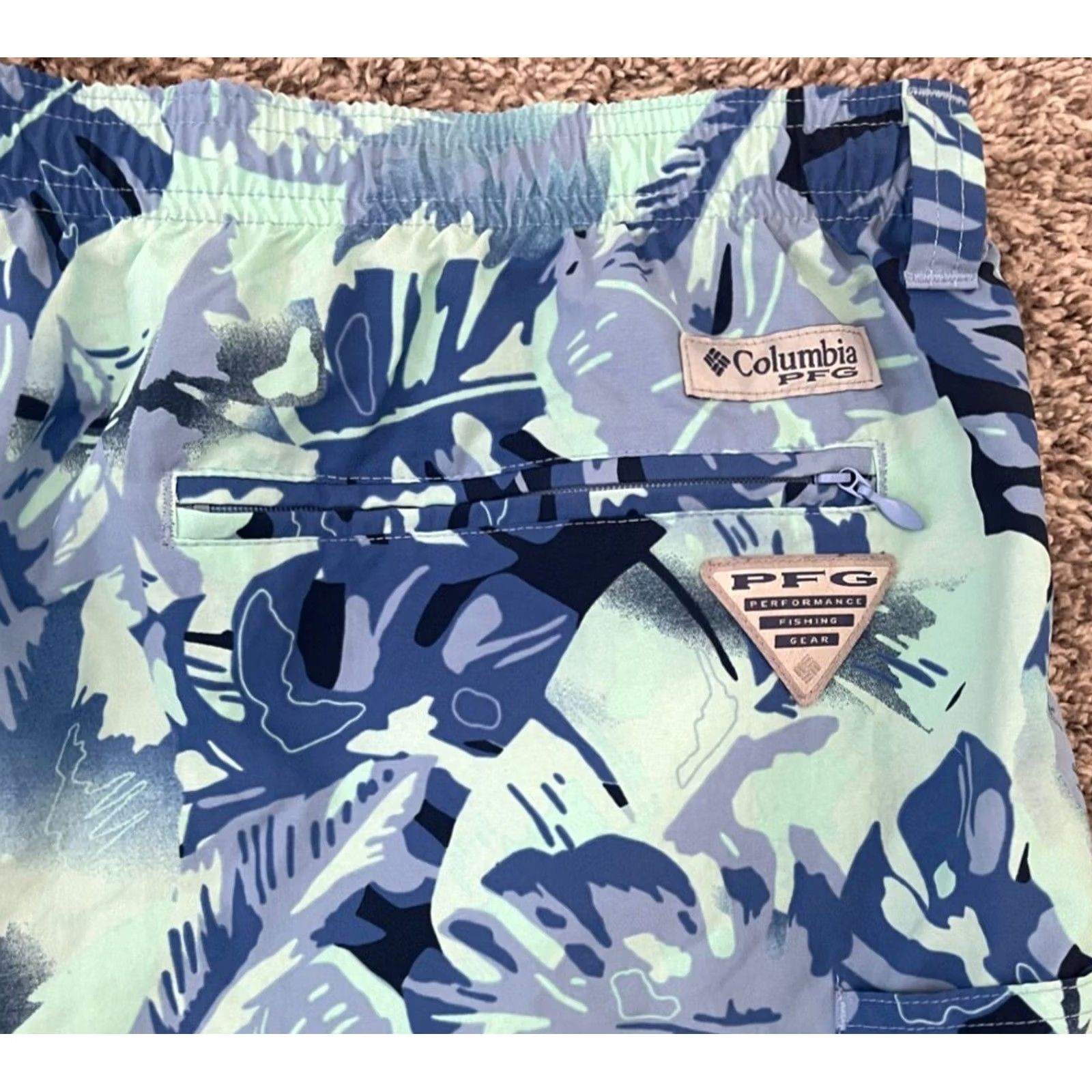 Vintage Columbia Mens XXL Blue Hawaiian Print Trunks 6" Lined Drawstring Size ONE SIZE - 3 Thumbnail