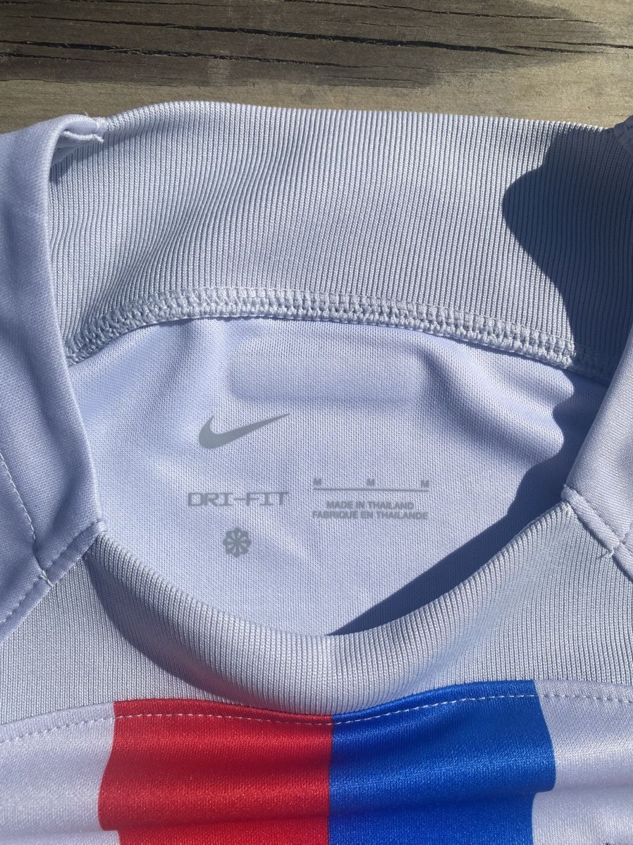 Nike FC Barcelona 2022/23 Jersey Size US M / EU 48-50 / 2 - 6 Thumbnail