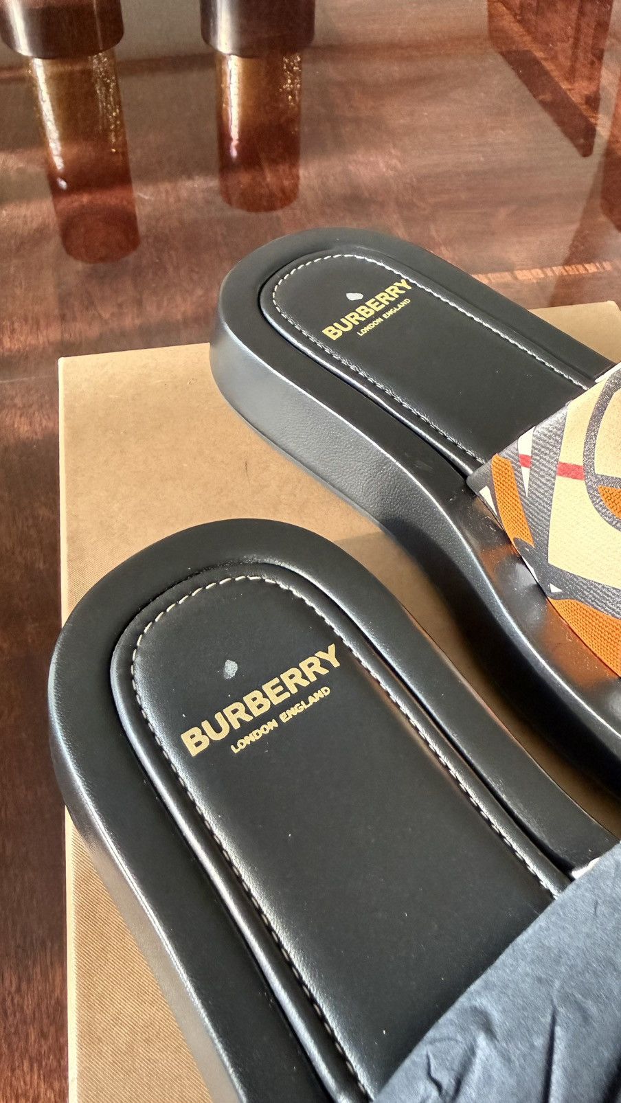 Burberry Burberry Slides Size US 6 / IT 36 - 3 Thumbnail