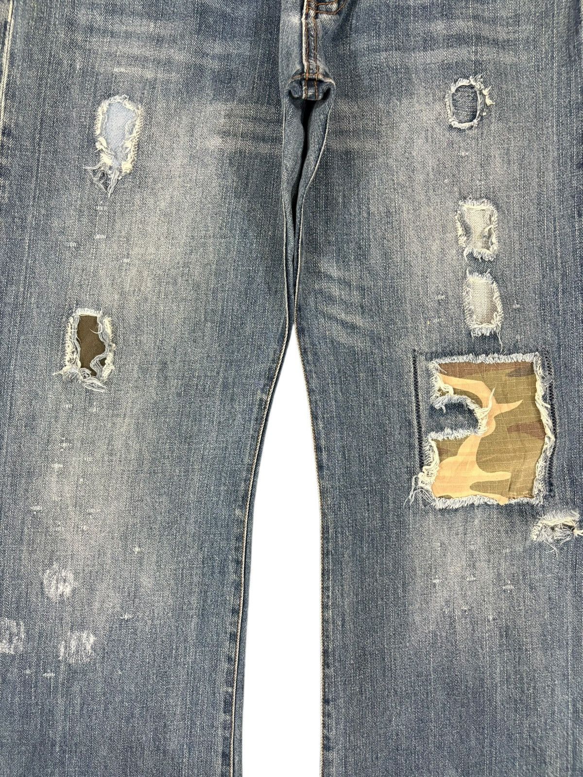 Japanese Brand Vintage Japanese Brand Patches Distressed Bootcut Flare Jean Size US 31 - 5 Thumbnail