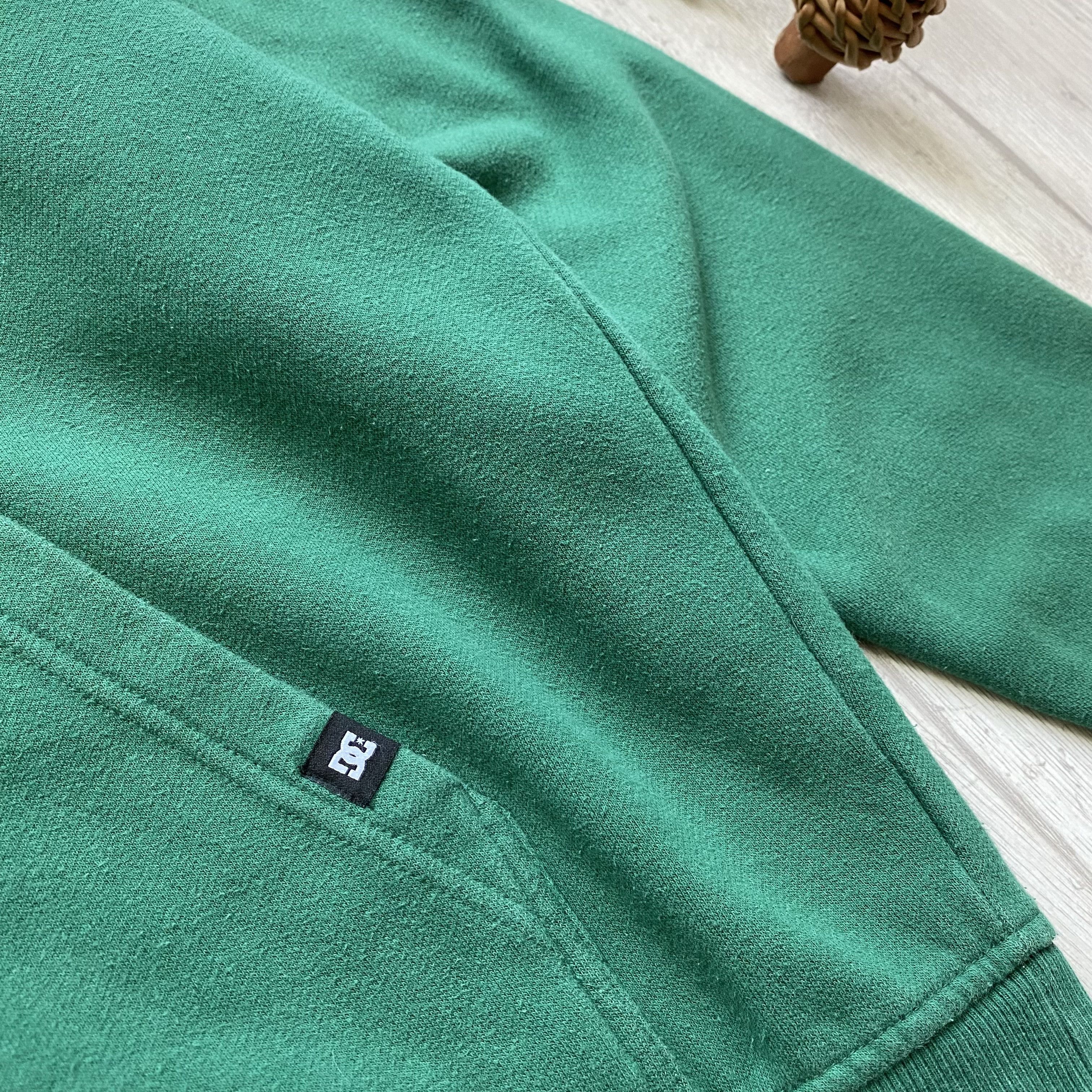DC 🛹Vintage 00s DC Choes Boxy Hoodie center logo Skategang Size US S / EU 44-46 / 1 - 6 Thumbnail