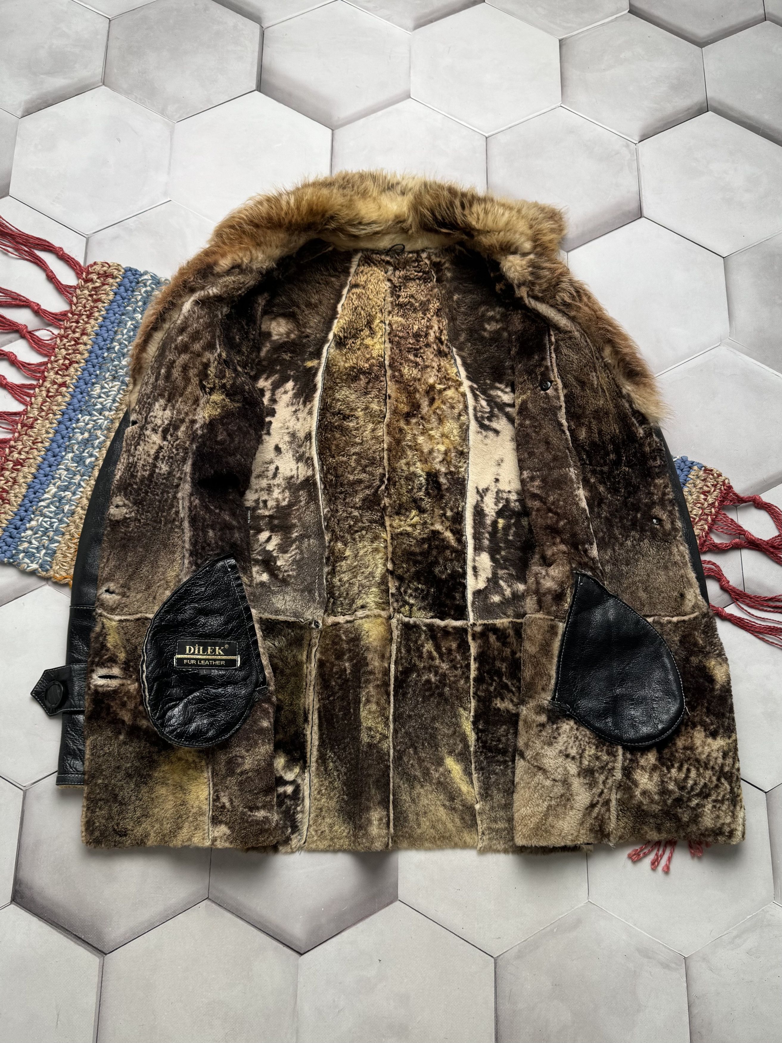 Japanese Brand Vintage Real Sheepskin Coat With Belt (E4) Size L / US 10 / IT 46 - 7 Thumbnail