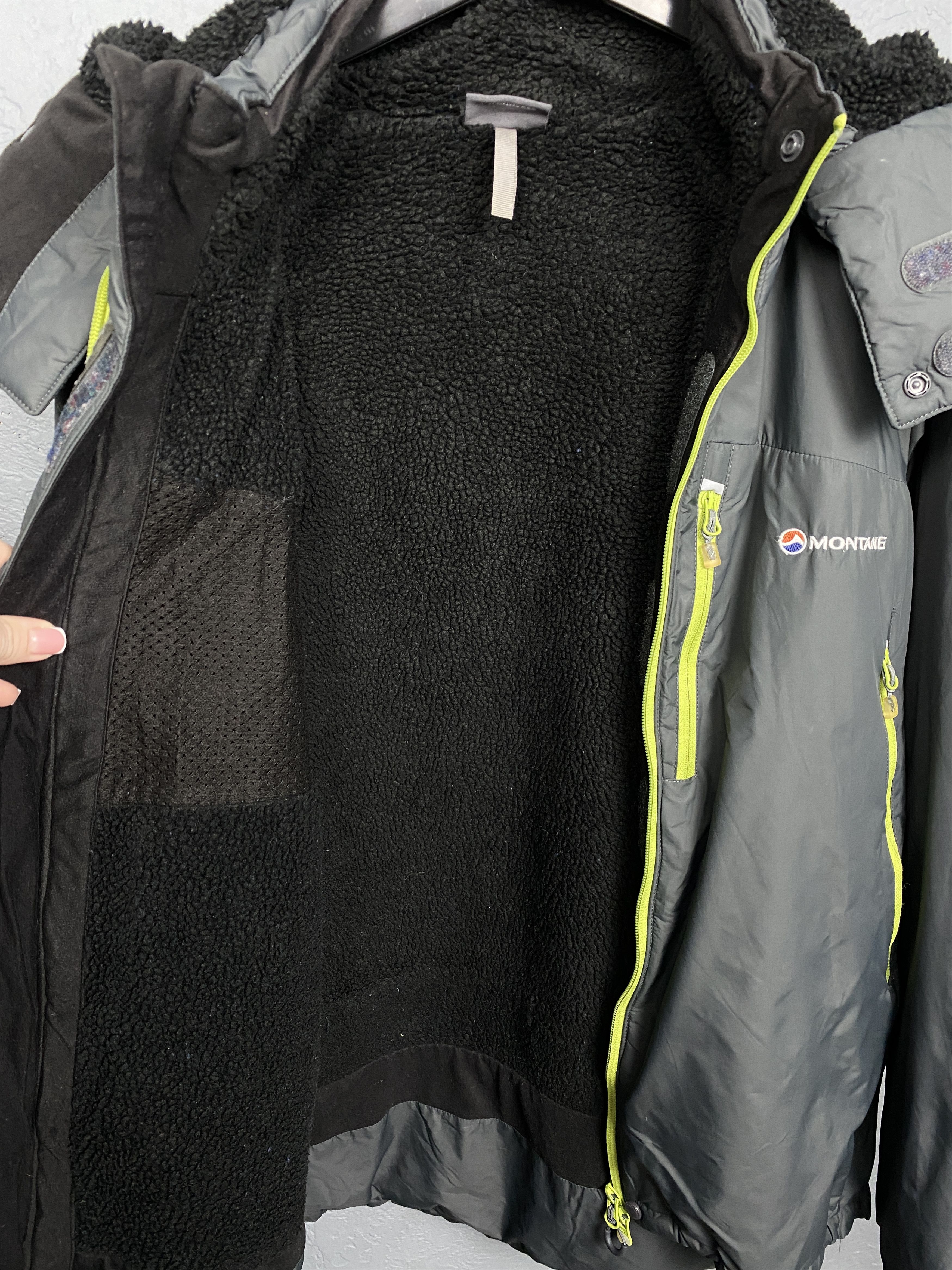 Montane Montane Vintage Mens Nylon Outdoor Jacket Size US S / EU 44-46 / 1 - 7 Thumbnail